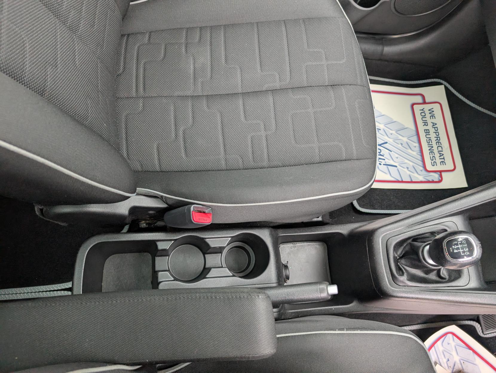 Kia Venga 1.4 3 MPV 5dr Petrol Manual Euro 5 (89 bhp)