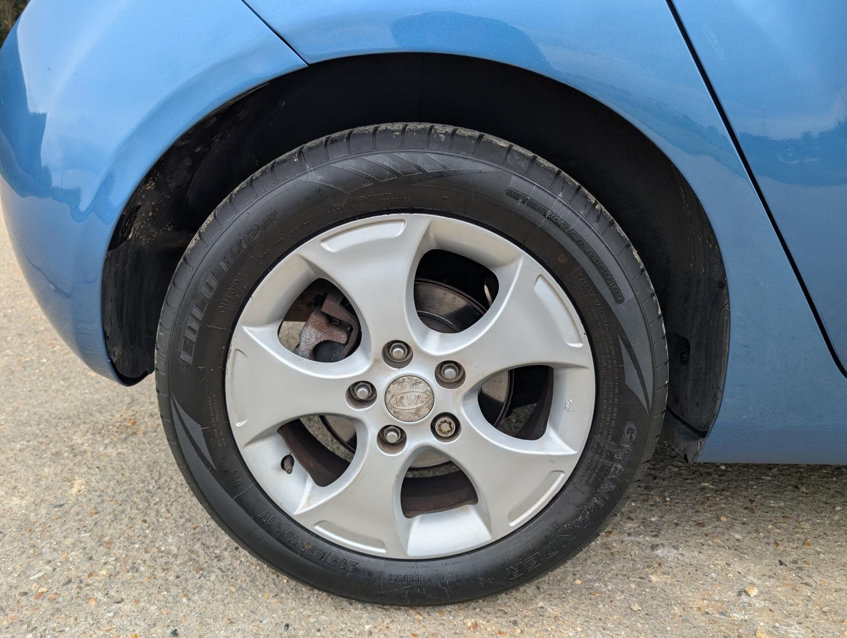 Kia Venga 1.4 3 MPV 5dr Petrol Manual Euro 5 (89 bhp)