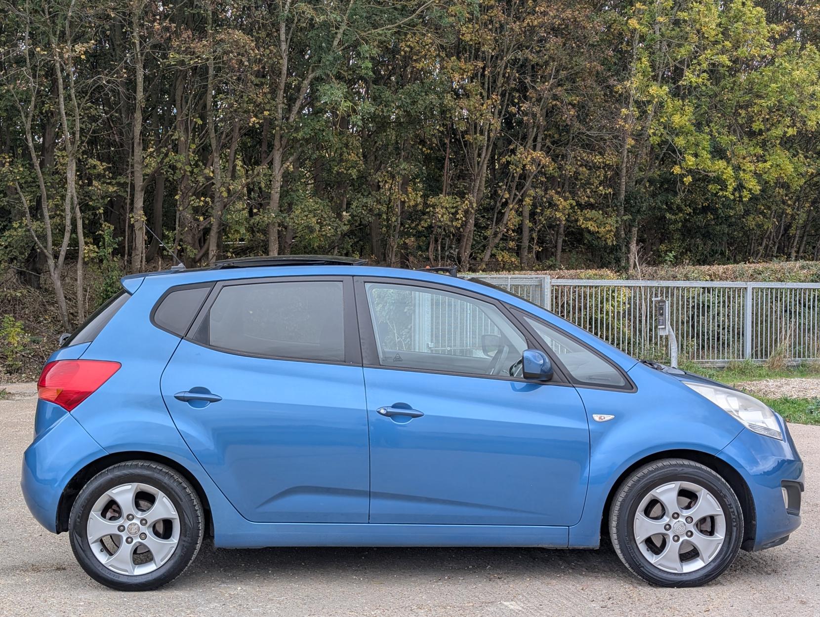 Kia Venga 1.4 3 MPV 5dr Petrol Manual Euro 5 (89 bhp)