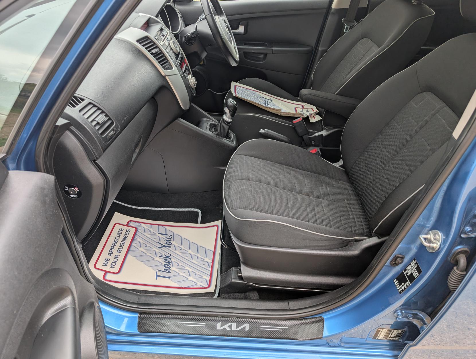 Kia Venga 1.4 3 MPV 5dr Petrol Manual Euro 5 (89 bhp)