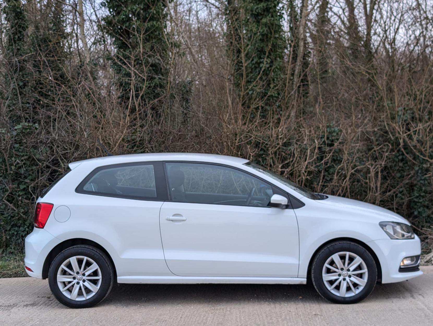 Volkswagen Polo 1.2 TSI BlueMotion Tech SE Hatchback 3dr Petrol Manual Euro 6 (s/s) (90 ps)