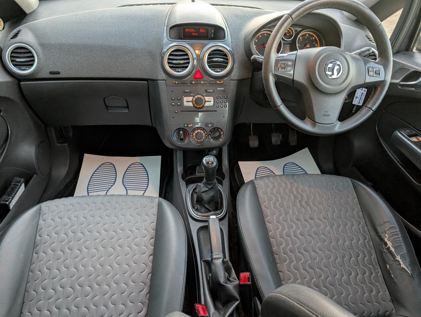 Vauxhall Corsa 1.4 16V SE Hatchback 5dr Petrol Manual Wide Ratio Euro 5 (100 ps)