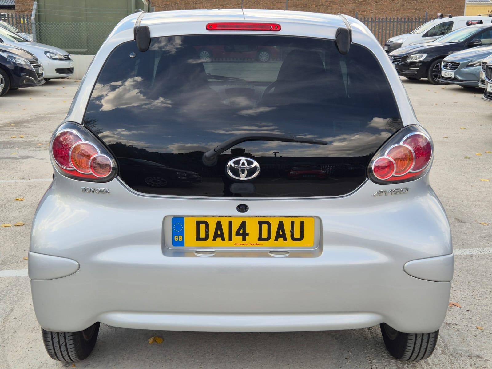 Toyota AYGO 1.0 VVT-i Mode Hatchback 5dr Petrol Manual Euro 5 (68 ps)