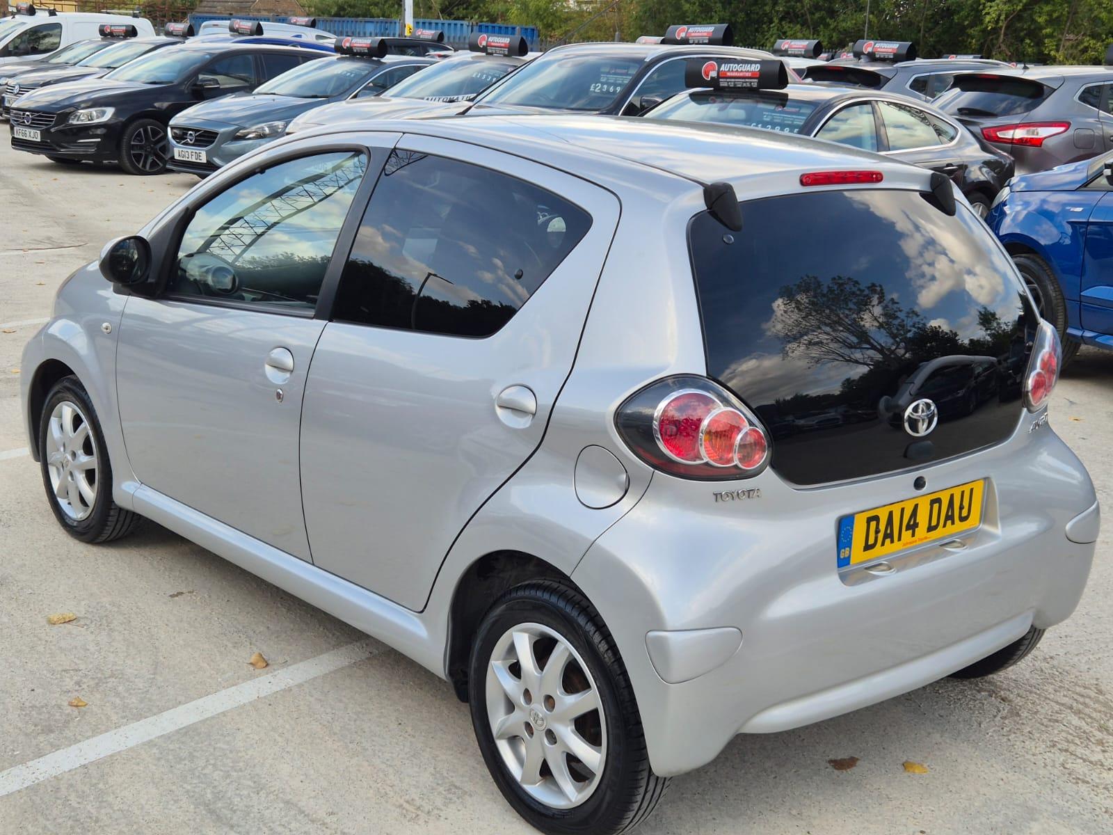 Toyota AYGO 1.0 VVT-i Mode Hatchback 5dr Petrol Manual Euro 5 (68 ps)