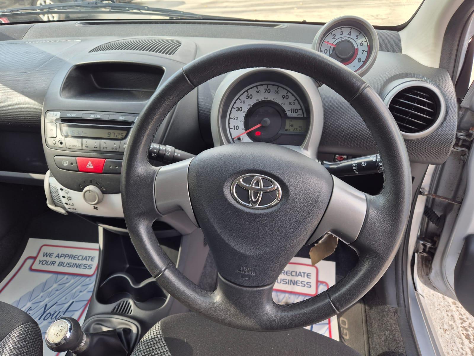 Toyota AYGO 1.0 VVT-i Mode Hatchback 5dr Petrol Manual Euro 5 (68 ps)