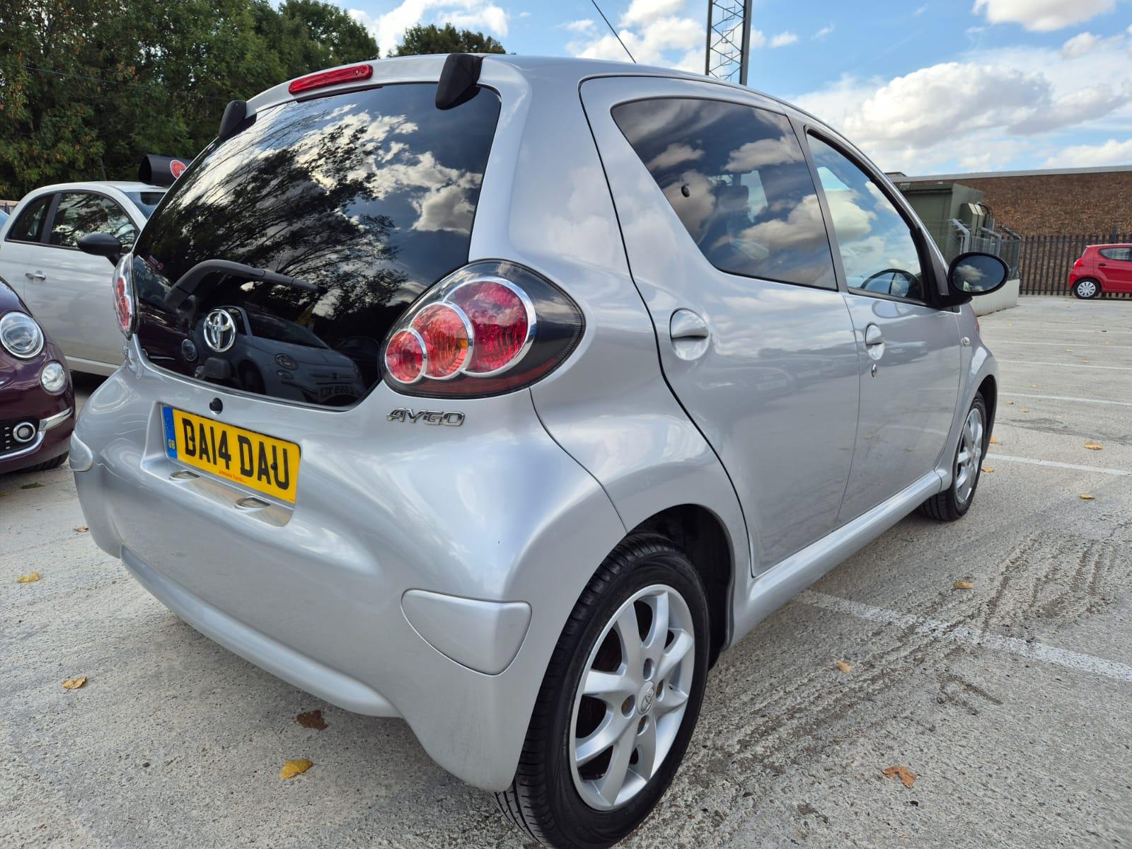 Toyota AYGO 1.0 VVT-i Mode Hatchback 5dr Petrol Manual Euro 5 (68 ps)