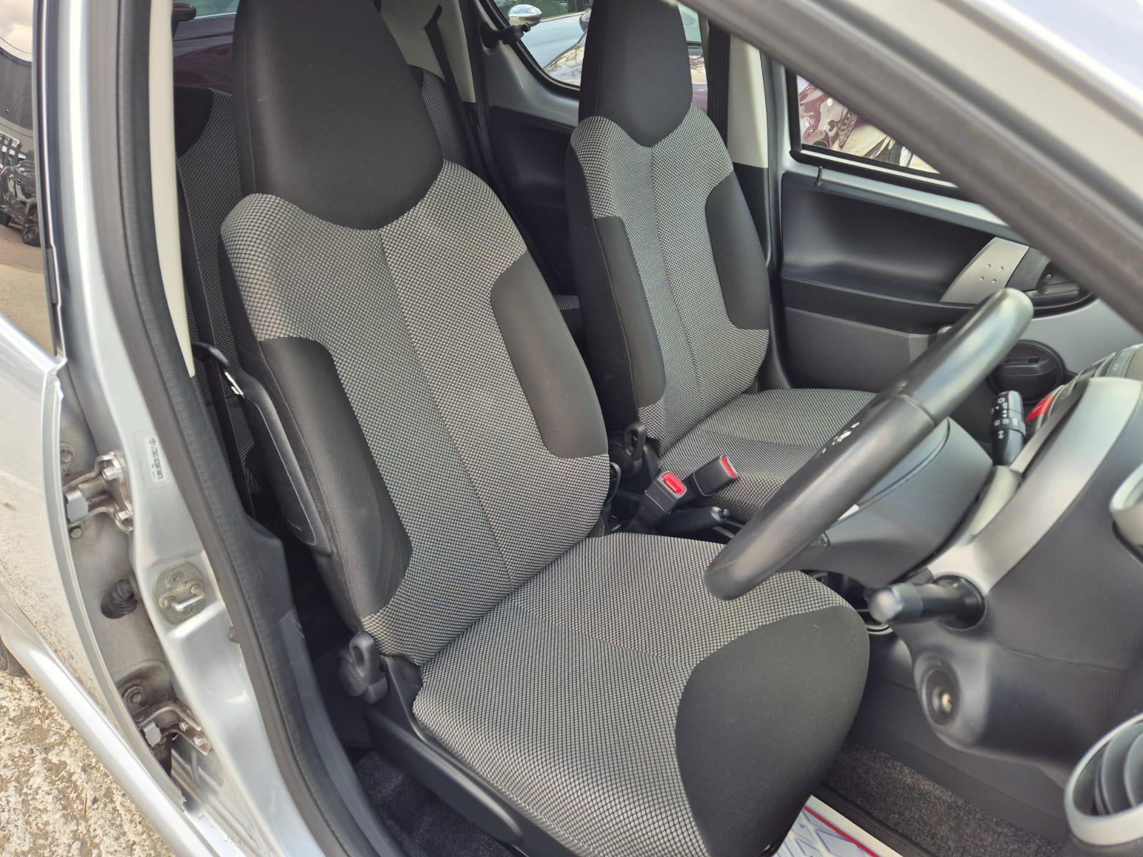 Toyota AYGO 1.0 VVT-i Mode Hatchback 5dr Petrol Manual Euro 5 (68 ps)