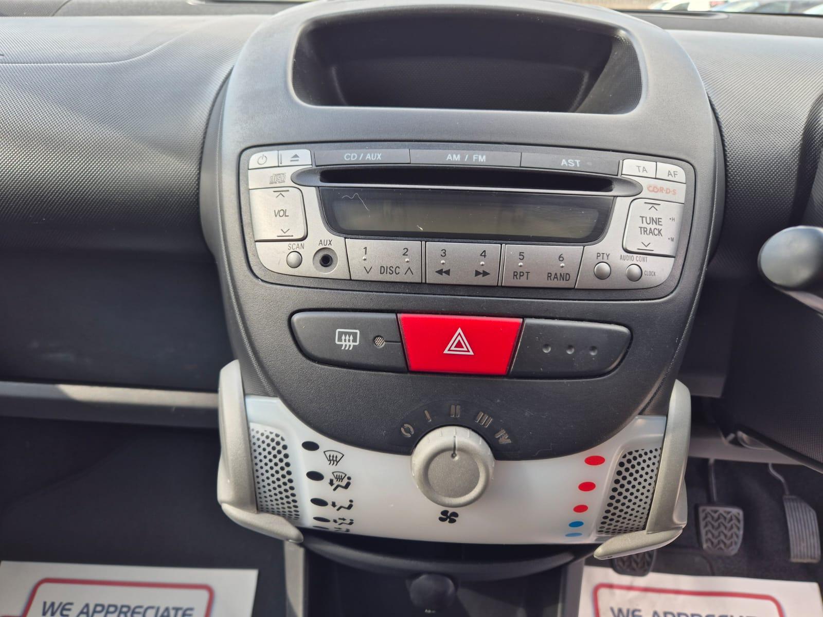 Toyota AYGO 1.0 VVT-i Mode Hatchback 5dr Petrol Manual Euro 5 (68 ps)
