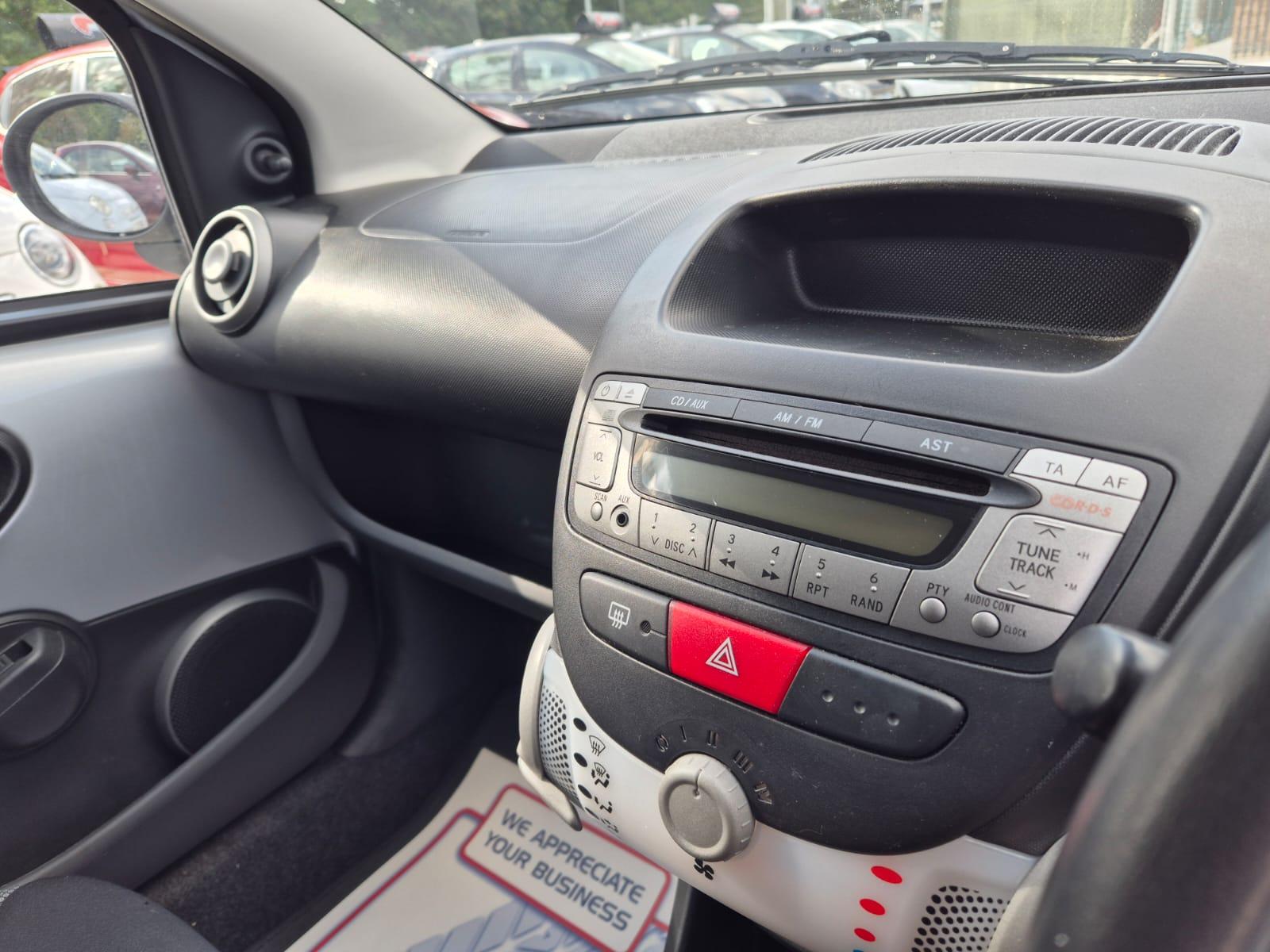 Toyota AYGO 1.0 VVT-i Mode Hatchback 5dr Petrol Manual Euro 5 (68 ps)