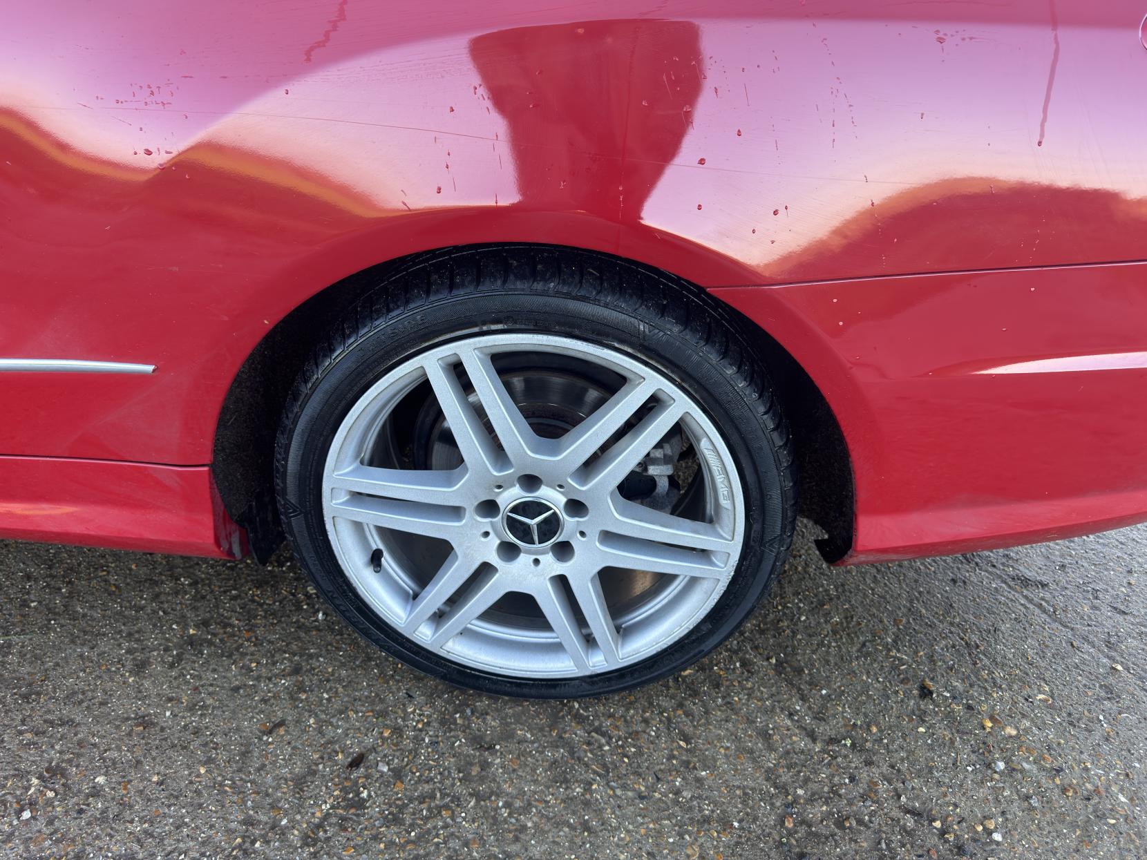 Mercedes-Benz E Class 2.1 E250 CDI BlueEfficiency Sport Coupe 2dr Diesel G-Tronic+ Euro 5 (s/s) (204 ps)