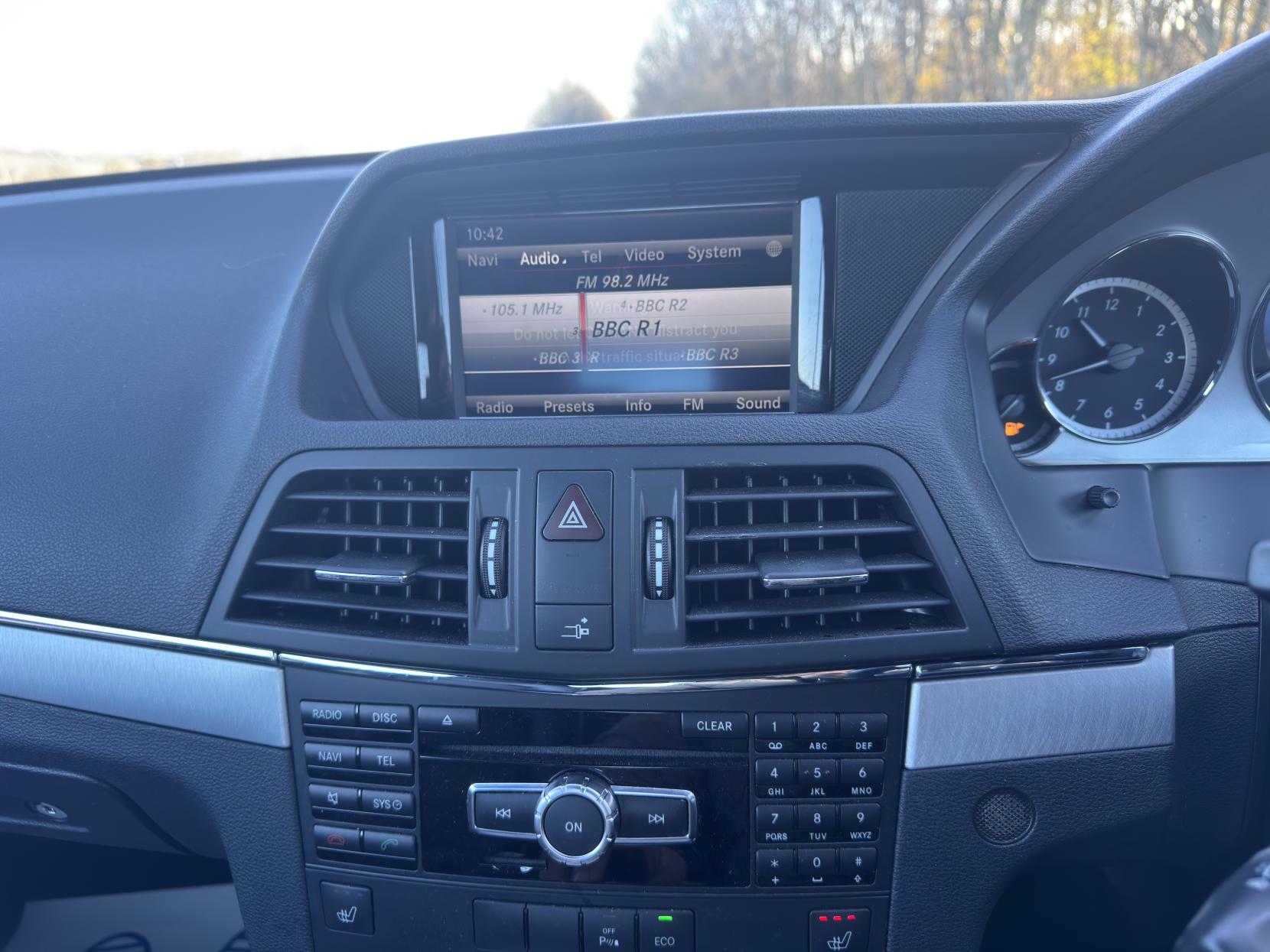 Mercedes-Benz E Class 2.1 E250 CDI BlueEfficiency Sport Coupe 2dr Diesel G-Tronic+ Euro 5 (s/s) (204 ps)