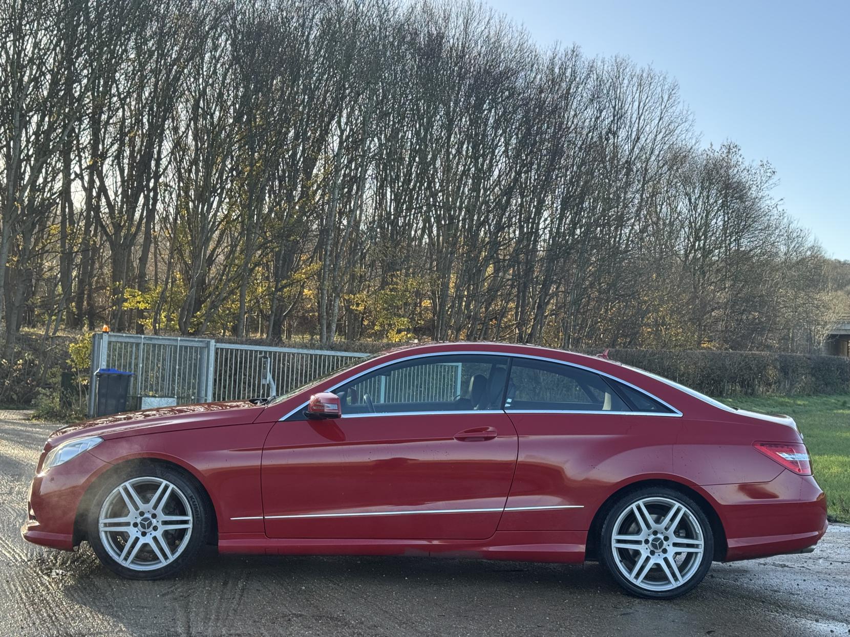 Mercedes-Benz E Class 2.1 E250 CDI BlueEfficiency Sport Coupe 2dr Diesel G-Tronic+ Euro 5 (s/s) (204 ps)