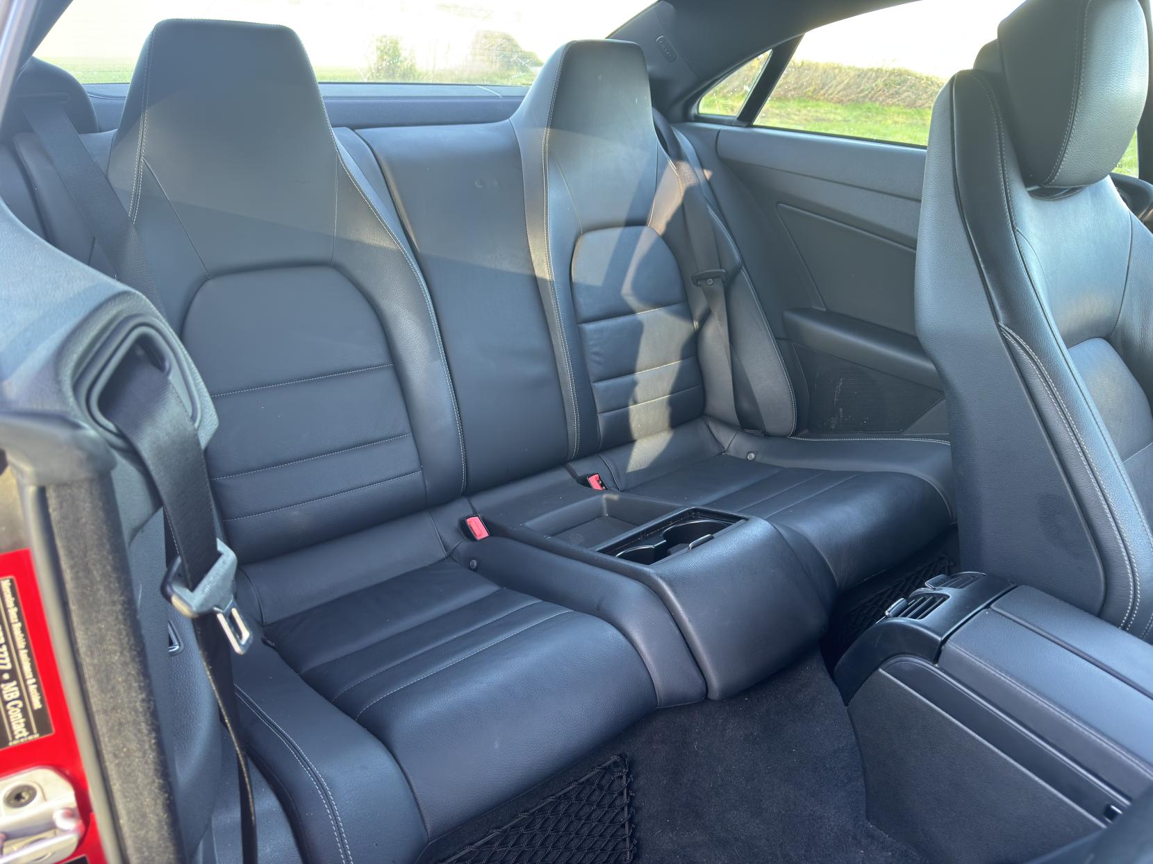 Mercedes-Benz E Class 2.1 E250 CDI BlueEfficiency Sport Coupe 2dr Diesel G-Tronic+ Euro 5 (s/s) (204 ps)