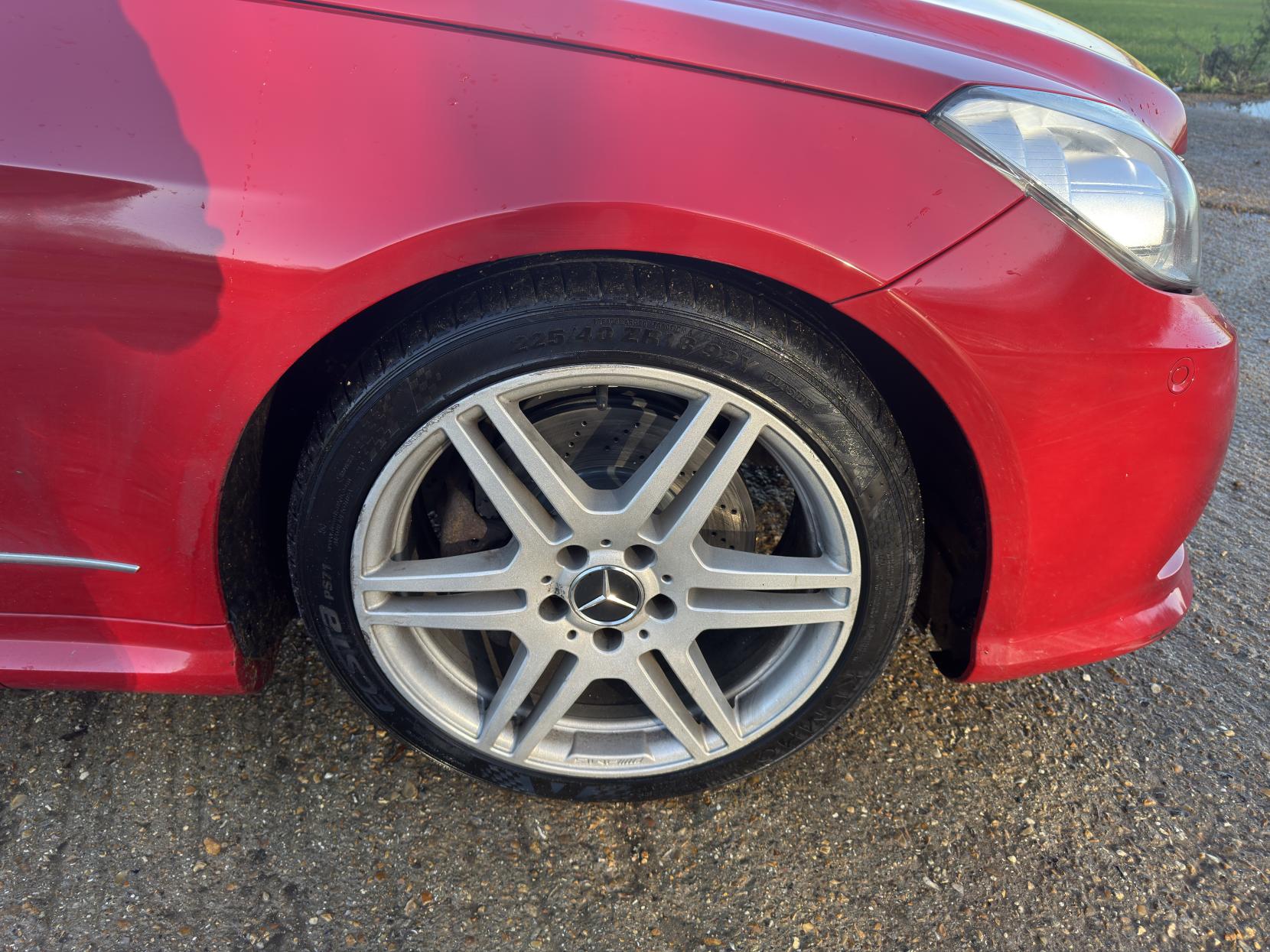 Mercedes-Benz E Class 2.1 E250 CDI BlueEfficiency Sport Coupe 2dr Diesel G-Tronic+ Euro 5 (s/s) (204 ps)