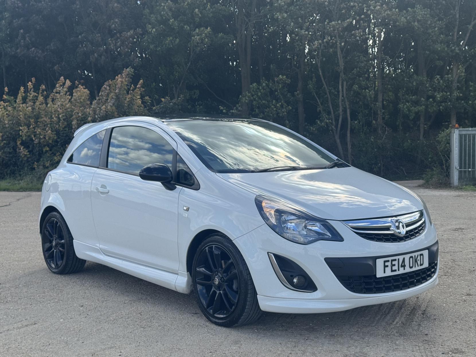Vauxhall Corsa 1.2 16V Limited Edition Hatchback 3dr Petrol Manual Euro 5 (85 ps)