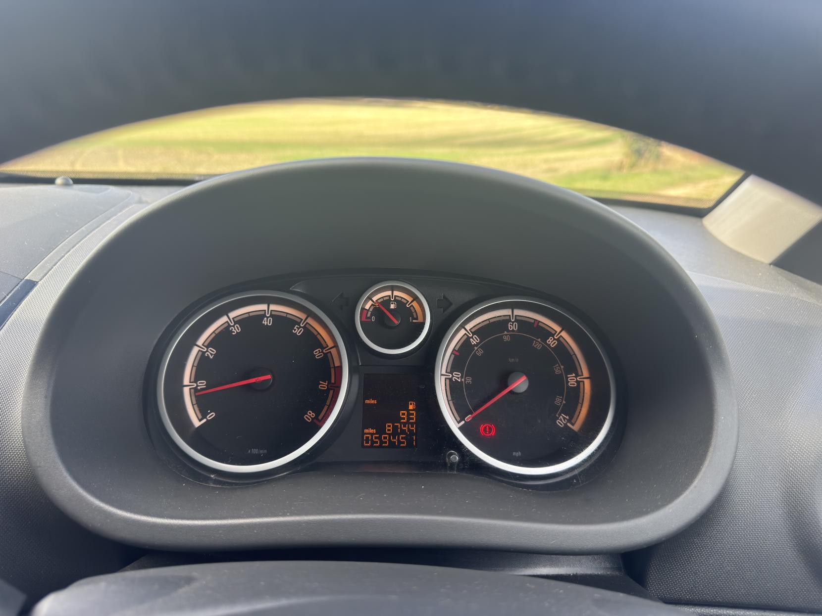 Vauxhall Corsa 1.2 16V Limited Edition Hatchback 3dr Petrol Manual Euro 5 (85 ps)