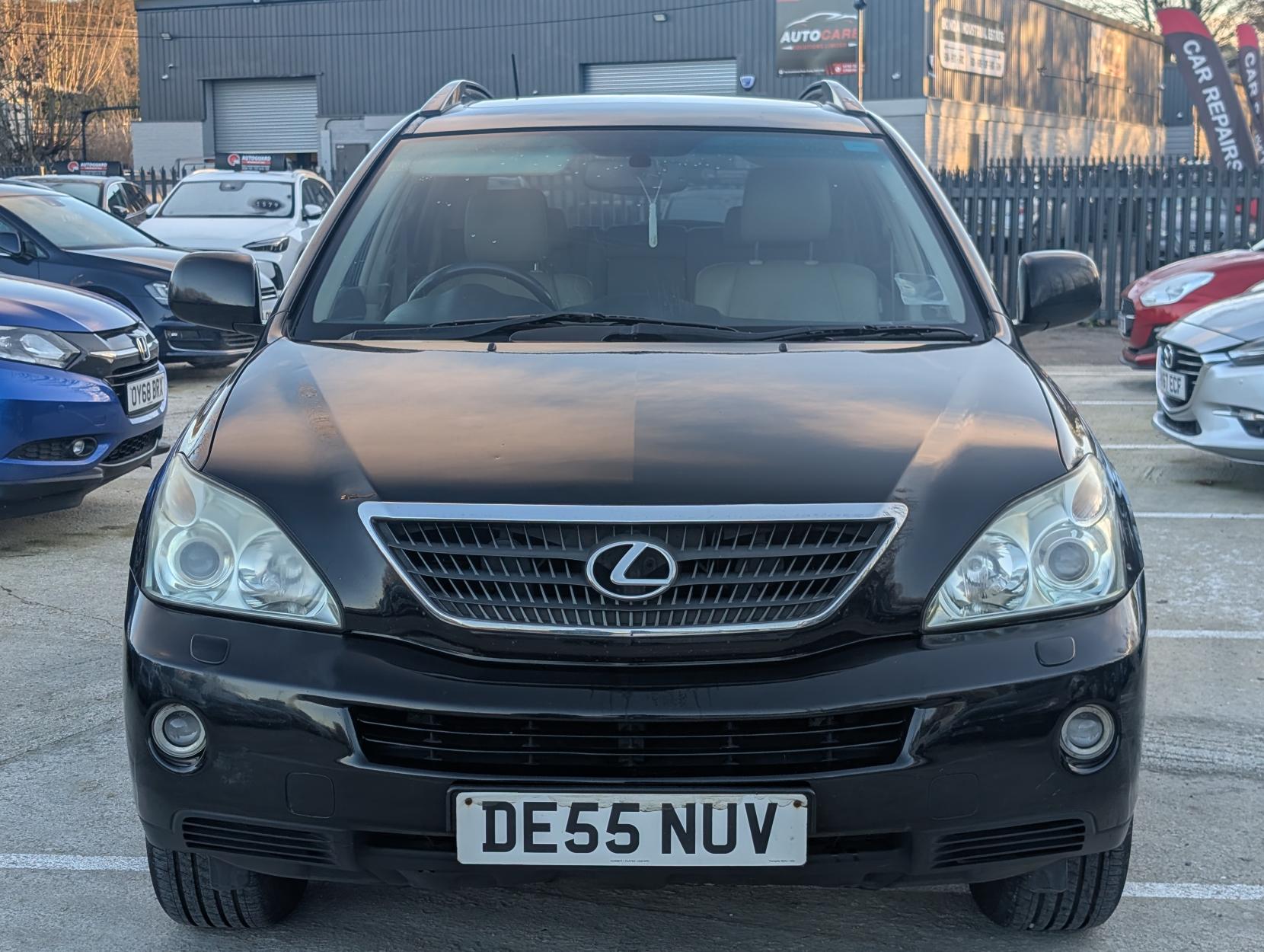Lexus RX 3.3 400h SE SUV 5dr Petrol Hybrid CVT (192 g/km, 208 bhp)