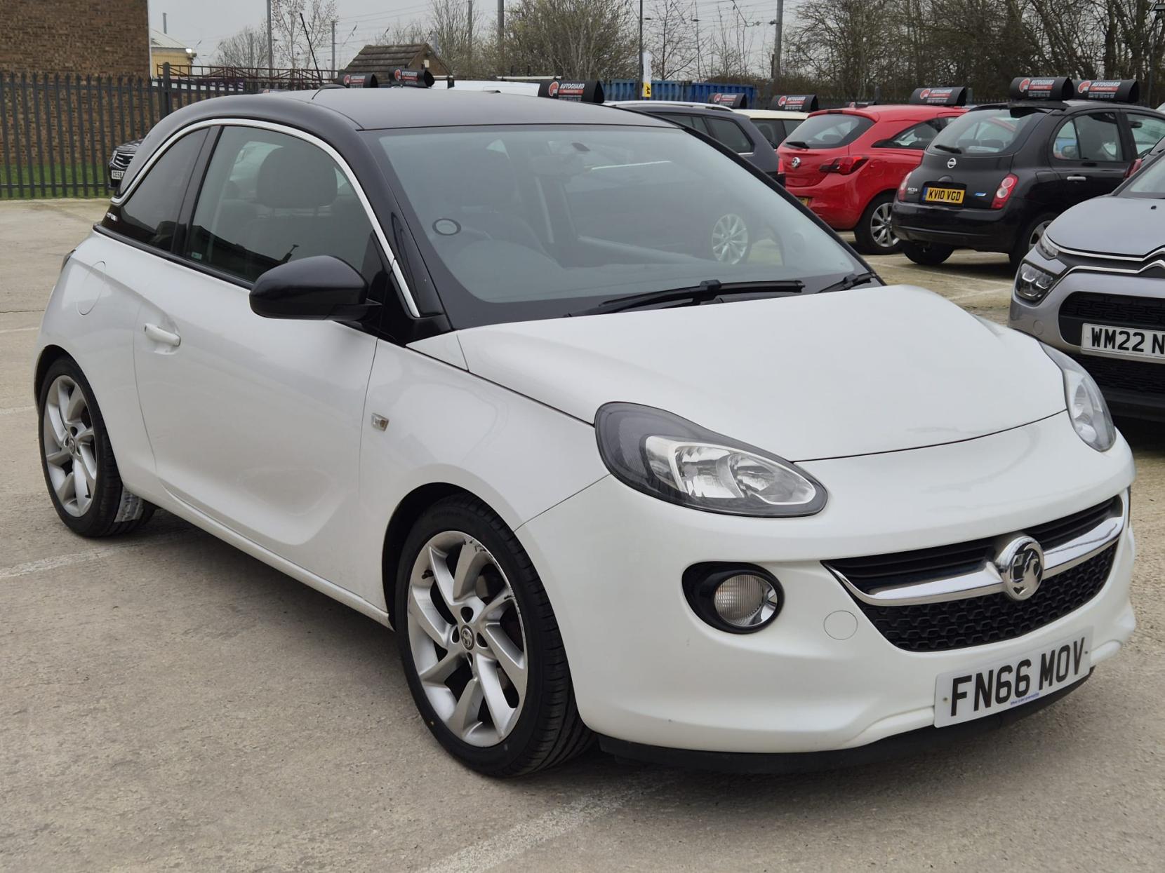 Vauxhall ADAM 1.4i SLAM Hatchback 3dr Petrol Manual Euro 6 (87 ps)