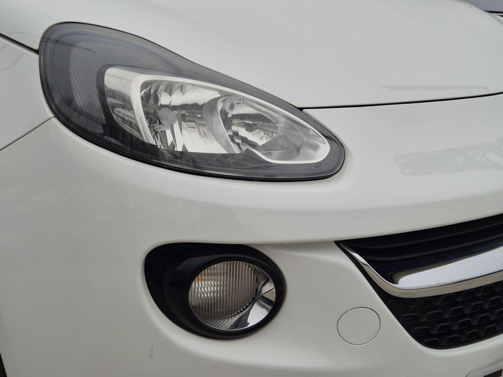 Vauxhall ADAM 1.4i SLAM Hatchback 3dr Petrol Manual Euro 6 (87 ps)