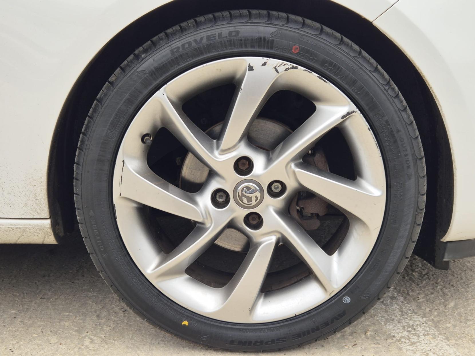 Vauxhall ADAM 1.4i SLAM Hatchback 3dr Petrol Manual Euro 6 (87 ps)