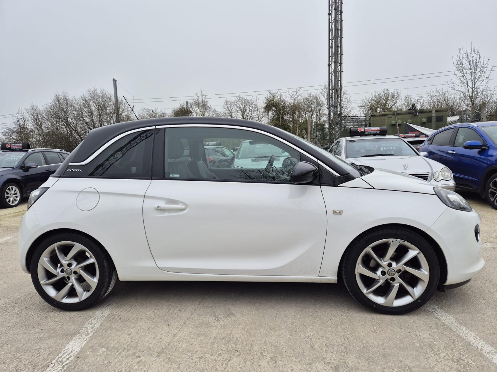 Vauxhall ADAM 1.4i SLAM Hatchback 3dr Petrol Manual Euro 6 (87 ps)