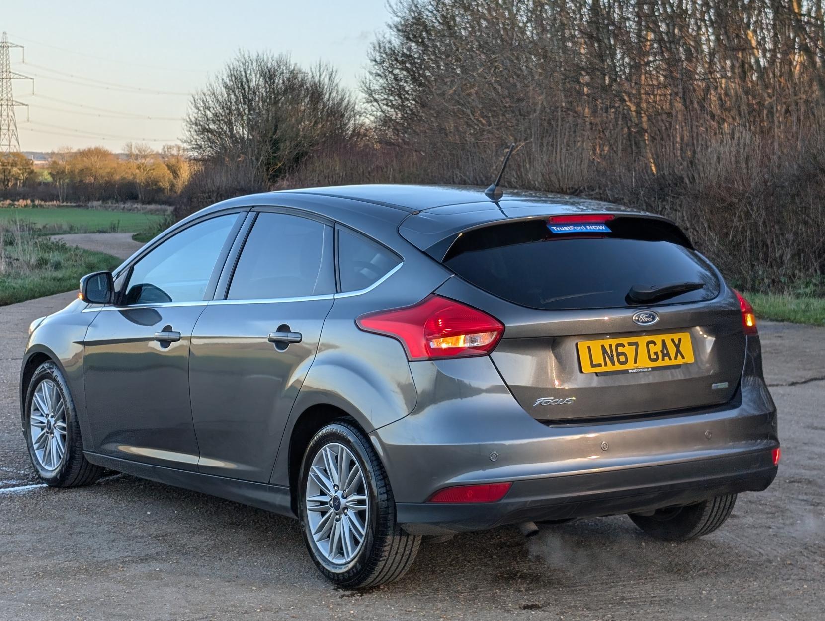 Ford Focus 1.0T EcoBoost Zetec Edition Hatchback 5dr Petrol Auto Euro 6 (s/s) (125 ps)