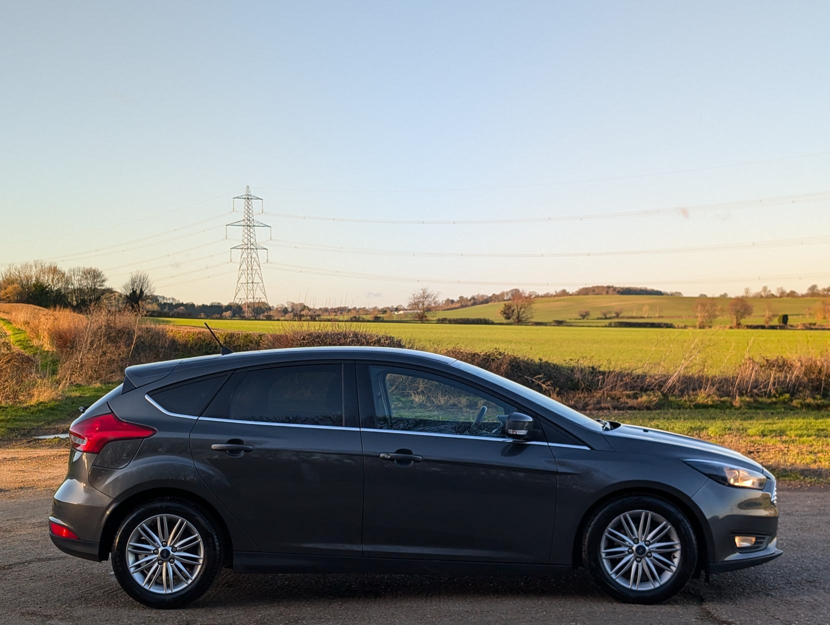 Ford Focus 1.0T EcoBoost Zetec Edition Hatchback 5dr Petrol Auto Euro 6 (s/s) (125 ps)