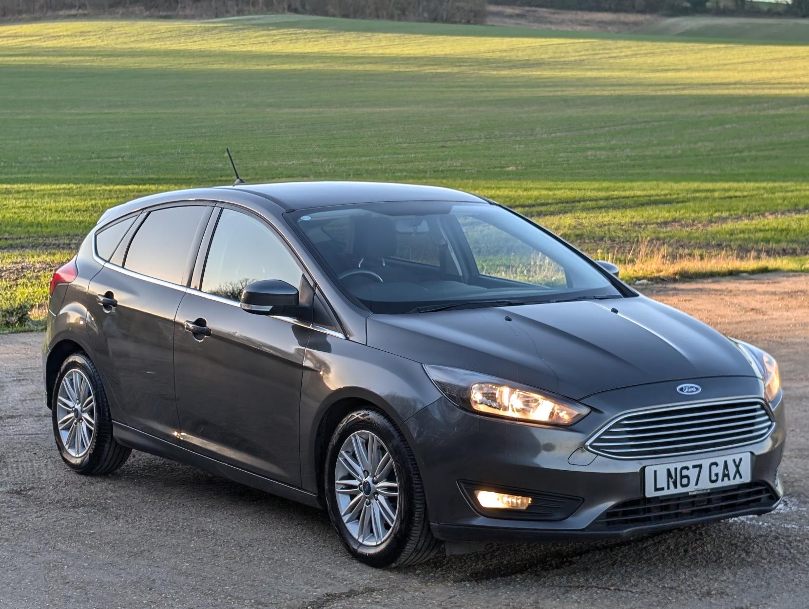 Ford Focus 1.0T EcoBoost Zetec Edition Hatchback 5dr Petrol Auto Euro 6 (s/s) (125 ps)