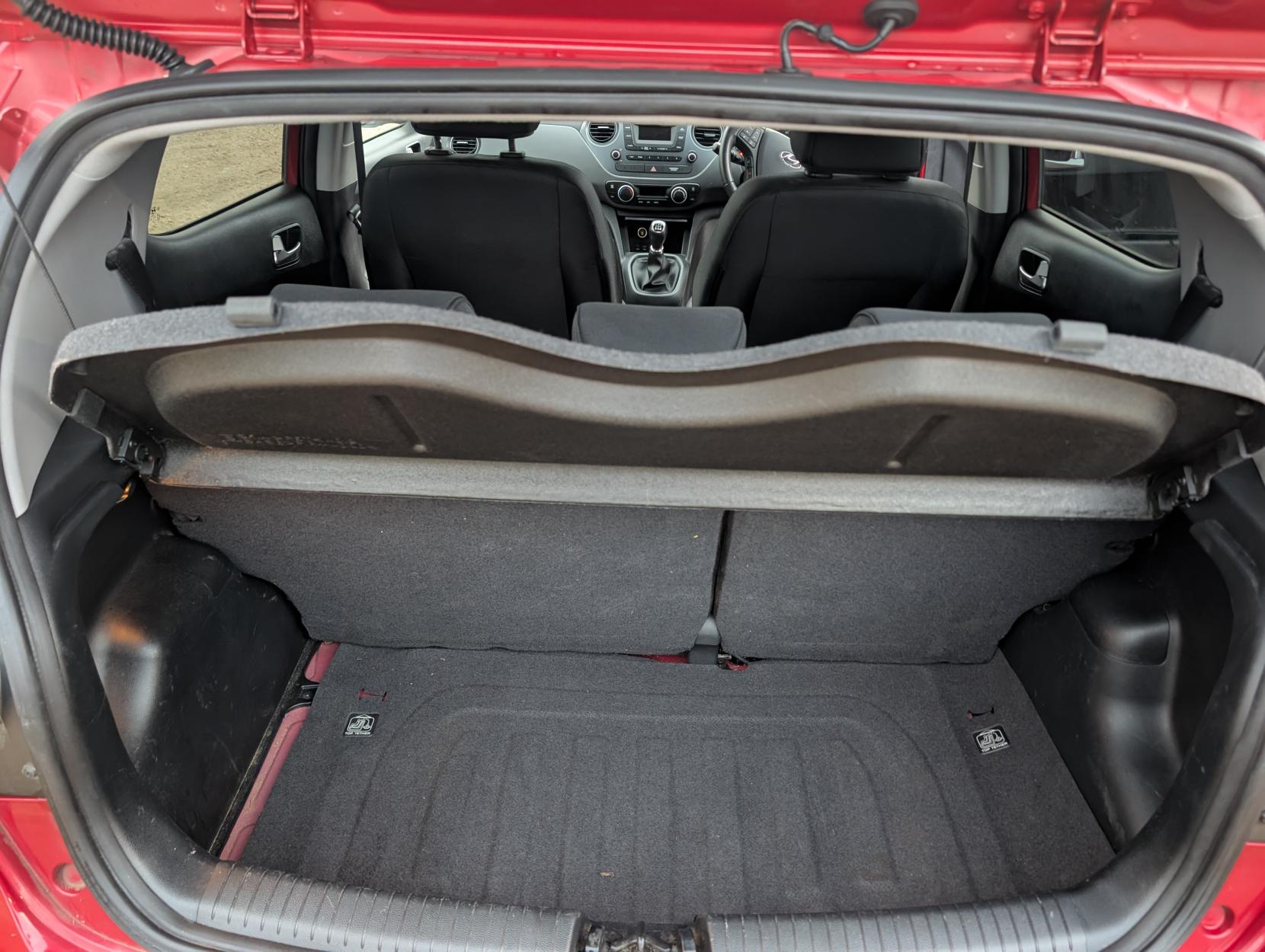 Hyundai i10 1.2 Premium Hatchback 5dr Petrol Manual Euro 6 (87 ps)