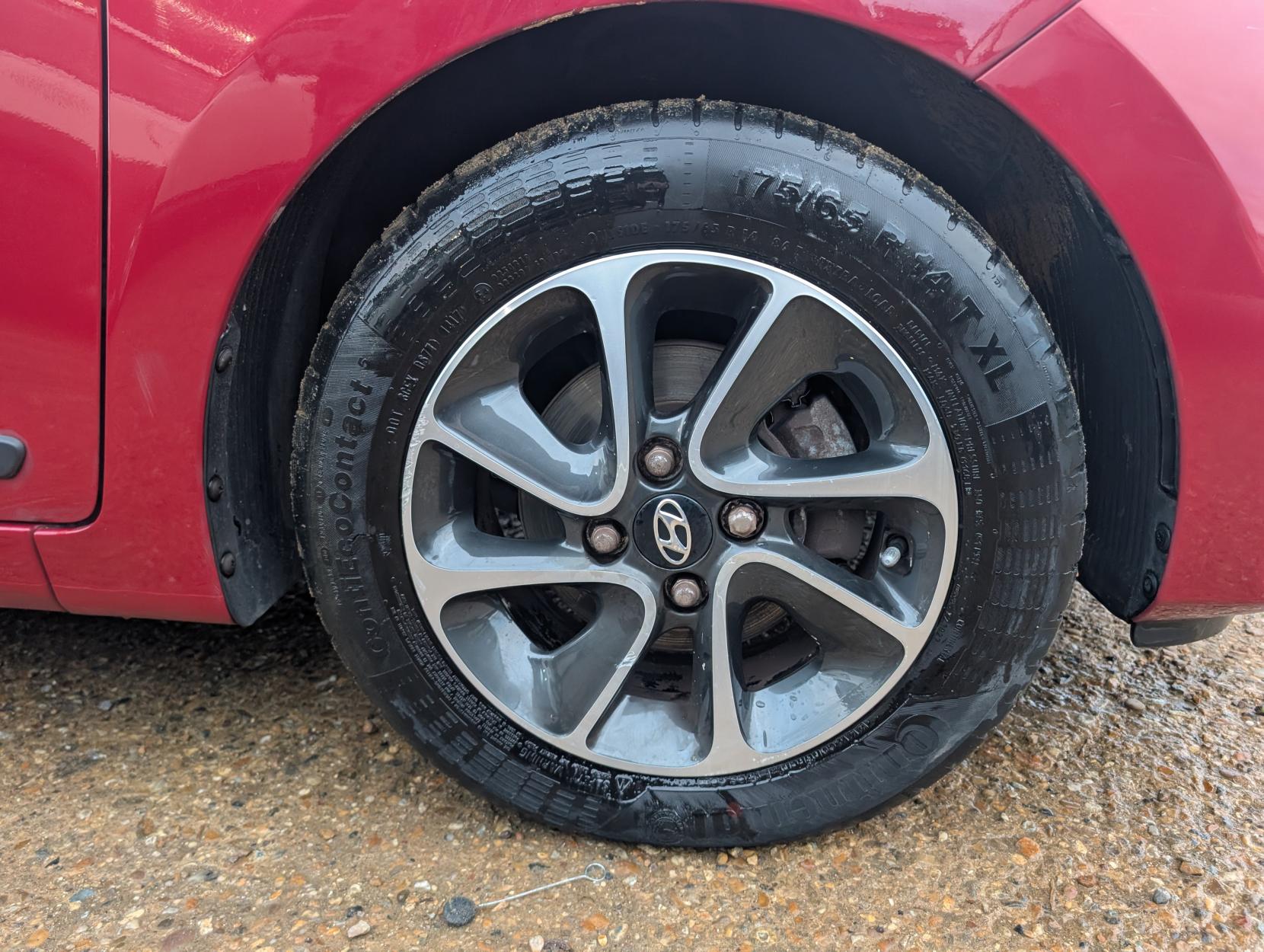 Hyundai i10 1.2 Premium Hatchback 5dr Petrol Manual Euro 6 (87 ps)