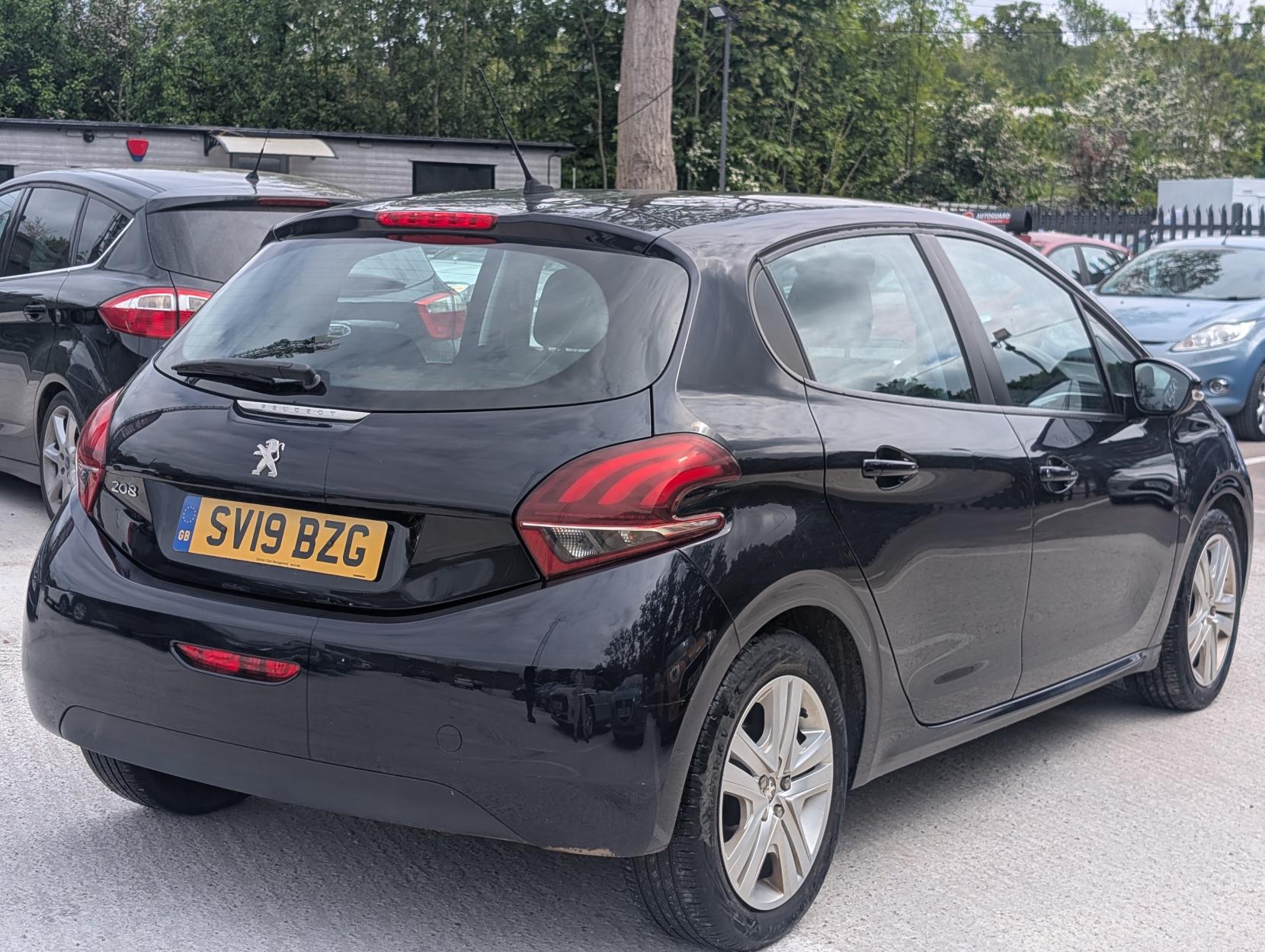 Peugeot 208 1.5 BlueHDi Active Hatchback 5dr Diesel Manual Euro 6 (s/s) (100 ps)