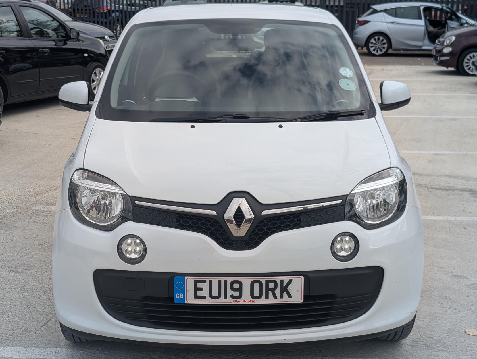Renault Twingo 1.0 SCe Play Hatchback 5dr Petrol Manual Euro 6 (70 ps)