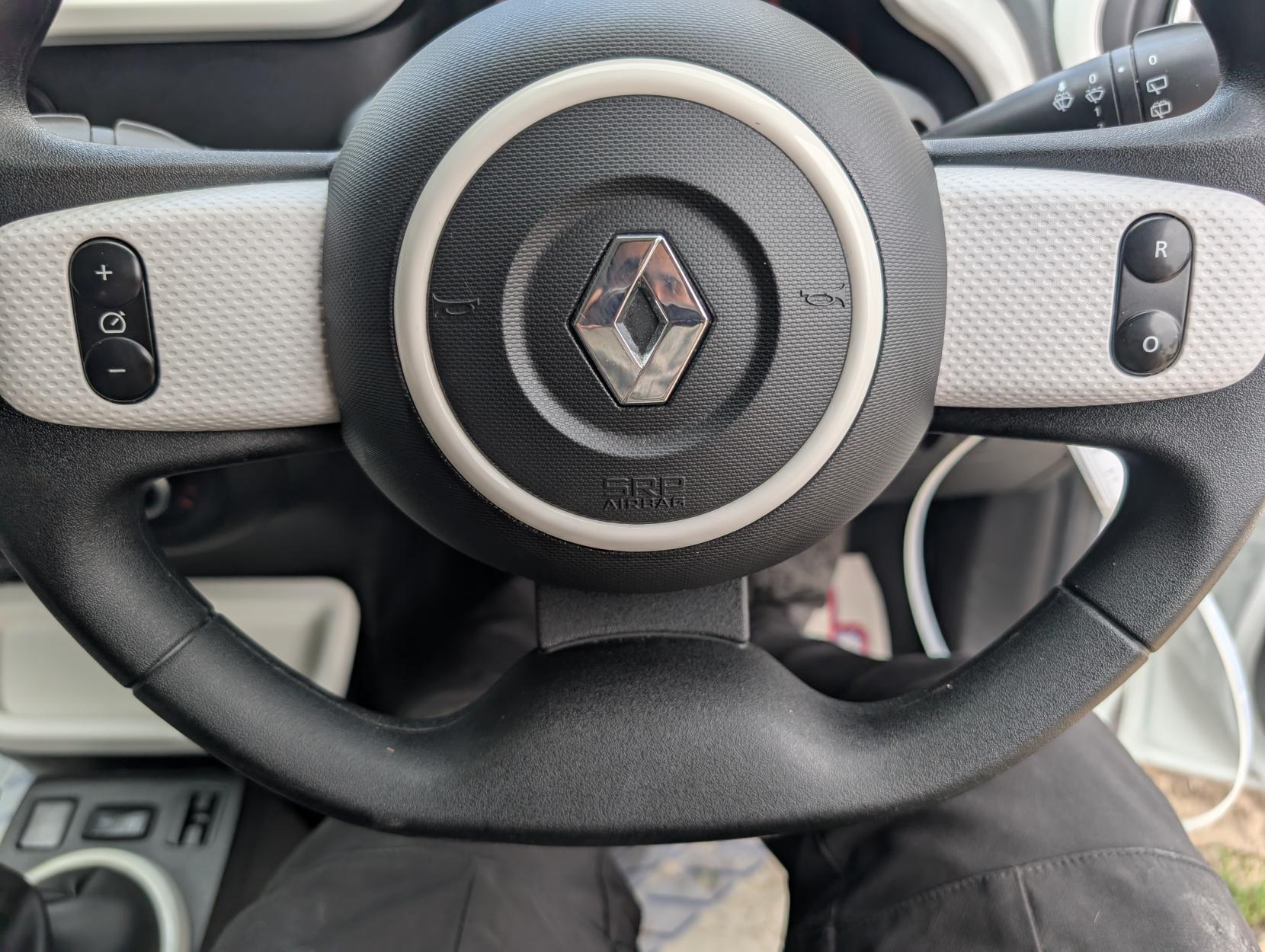 Renault Twingo 1.0 SCe Play Hatchback 5dr Petrol Manual Euro 6 (70 ps)