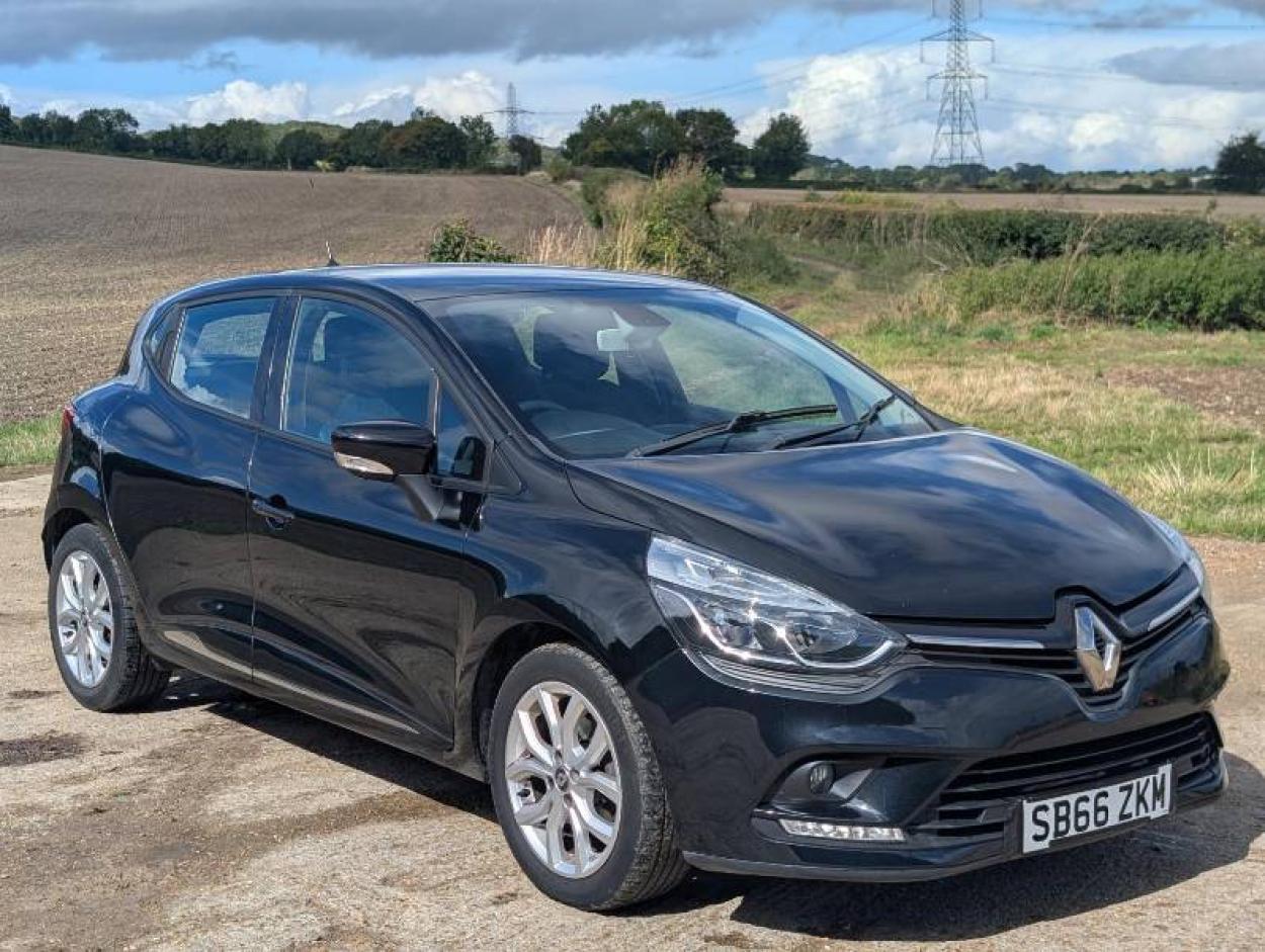 Renault Clio 1.2 16V Dynamique Nav Hatchback 5dr Petrol Manual Euro 6 (75 ps)