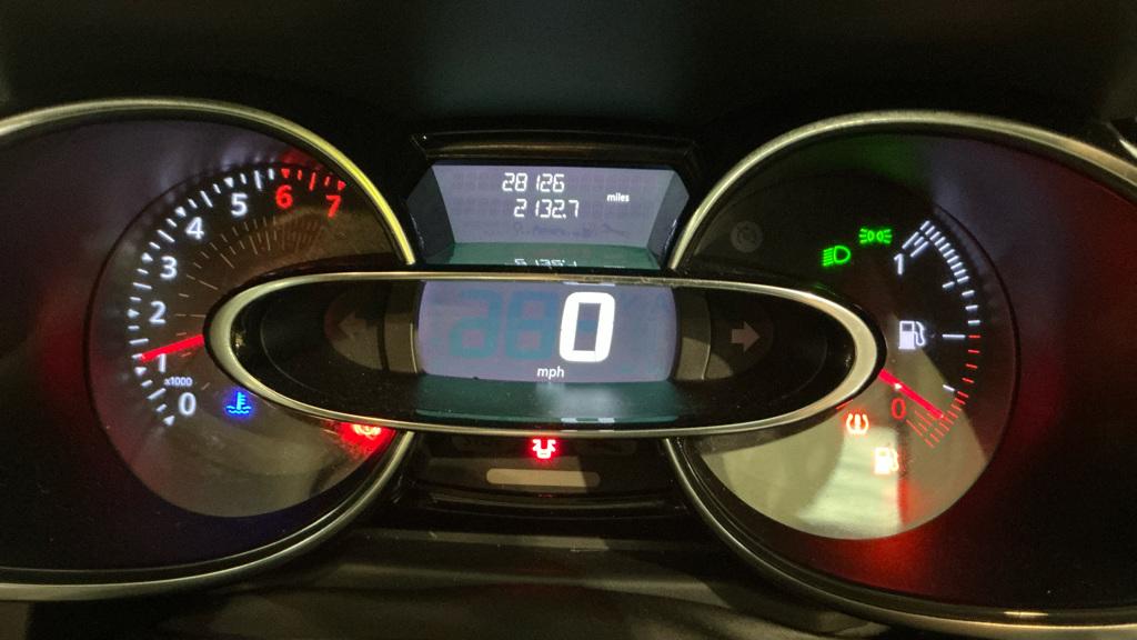 Renault Clio 1.2 16V Dynamique Nav Hatchback 5dr Petrol Manual Euro 6 (75 ps)