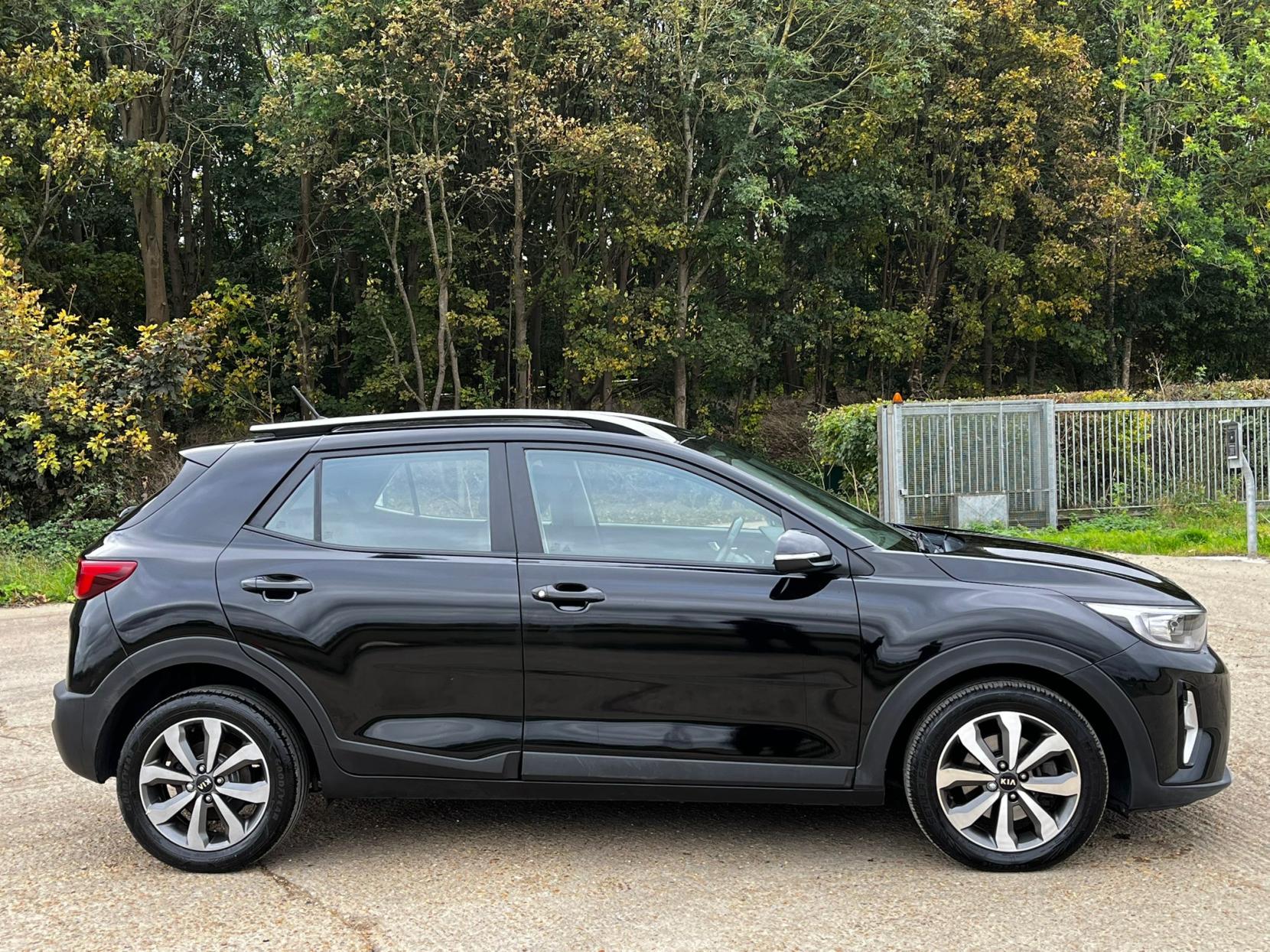 Kia Stonic 1.0 T-GDi 2 SUV 5dr Petrol Manual Euro 6 (s/s) (99 bhp)