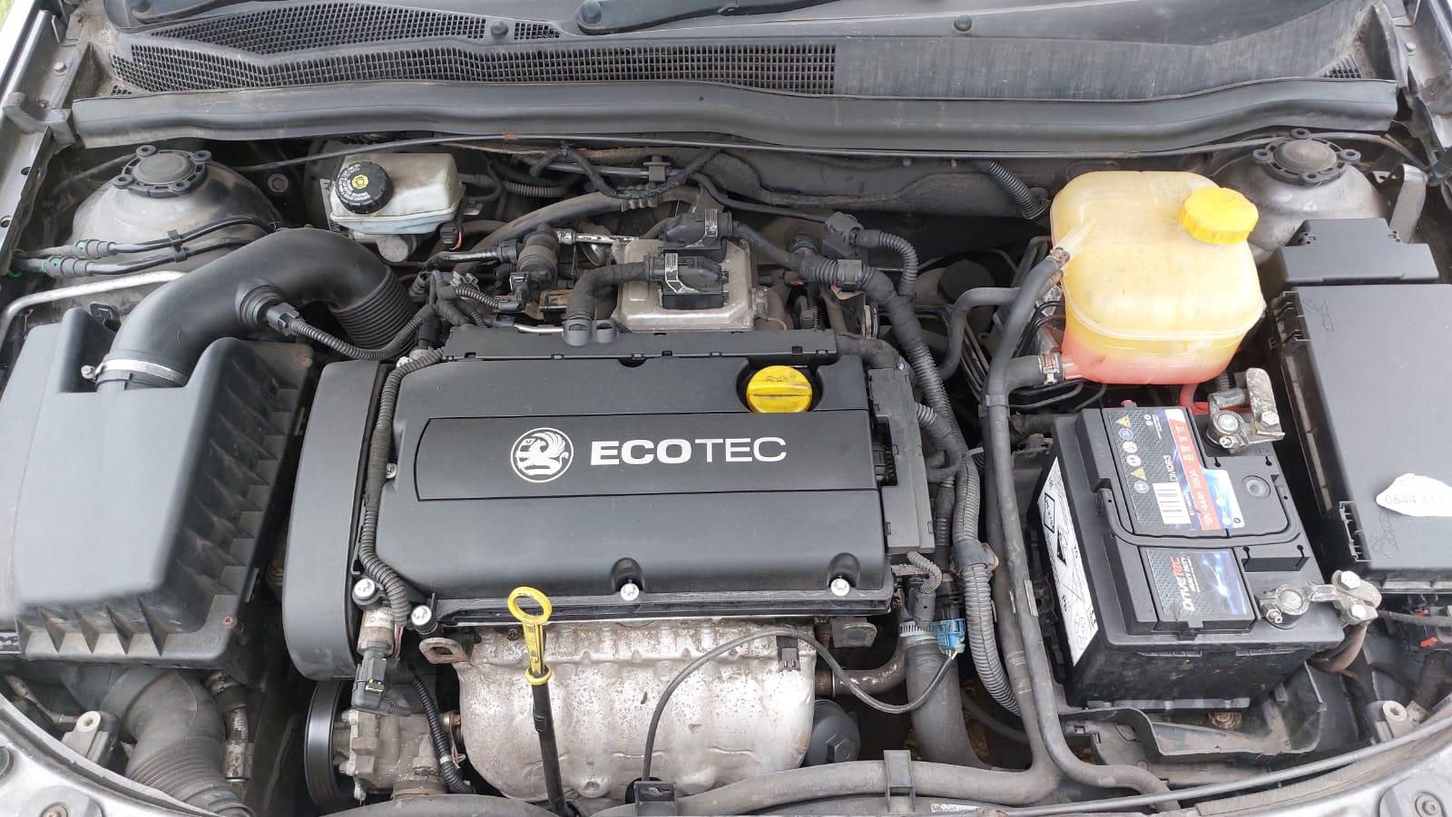 Vauxhall Astra 1.6i 16v Design Hatchback 5dr Petrol Manual (155 g/km, 113 bhp)
