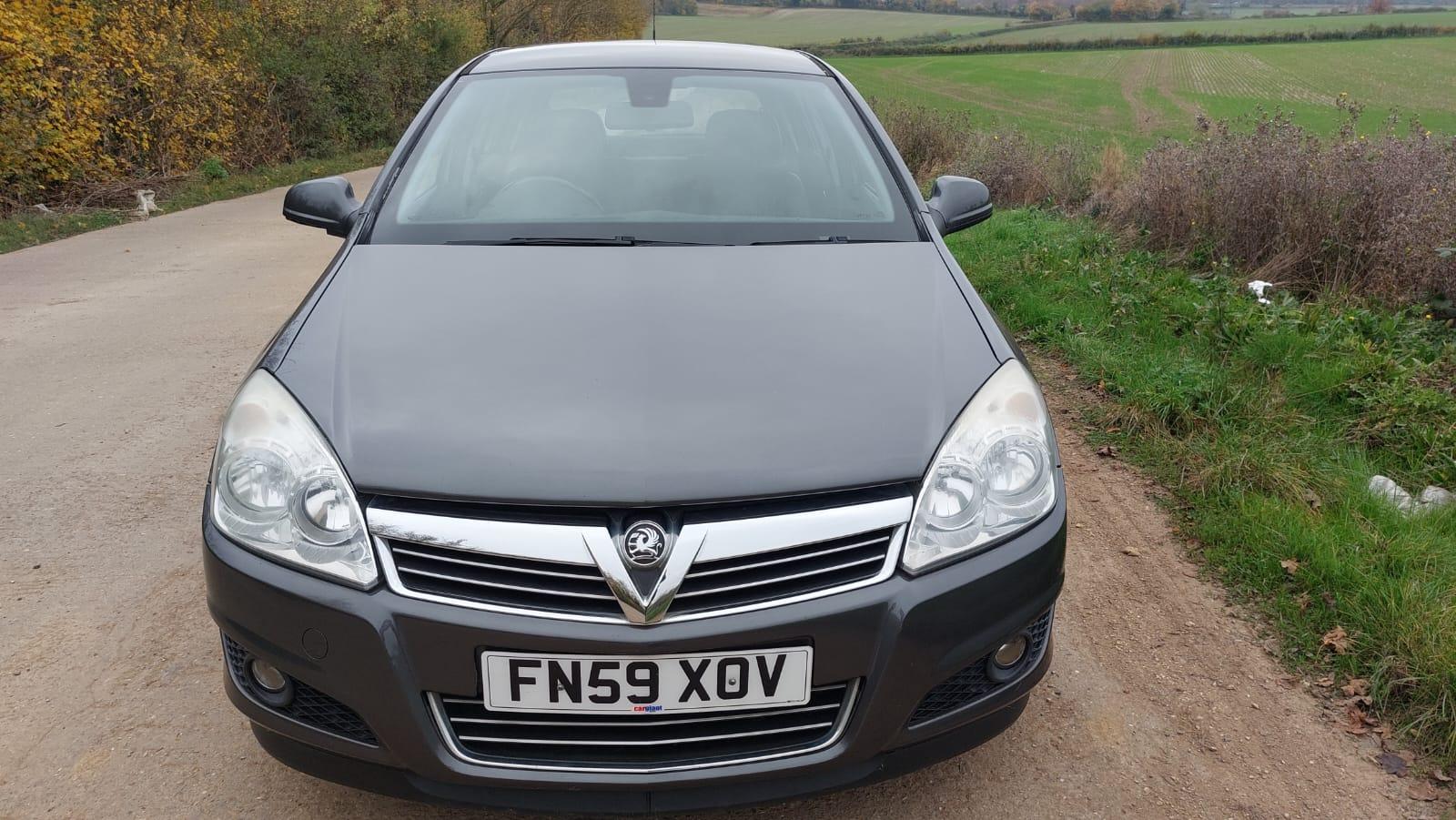 Vauxhall Astra 1.6i 16v Design Hatchback 5dr Petrol Manual (155 g/km, 113 bhp)