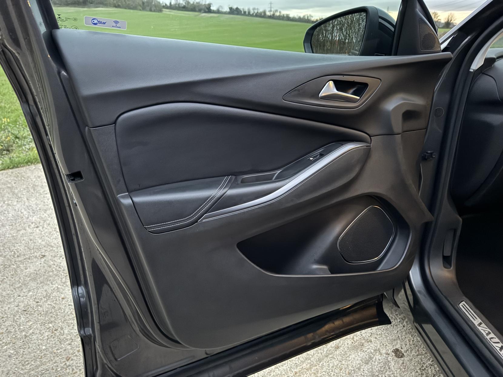 Vauxhall Grandland X 1.2 Turbo Elite Nav SUV 5dr Petrol Manual Euro 6 (s/s) (130 ps)