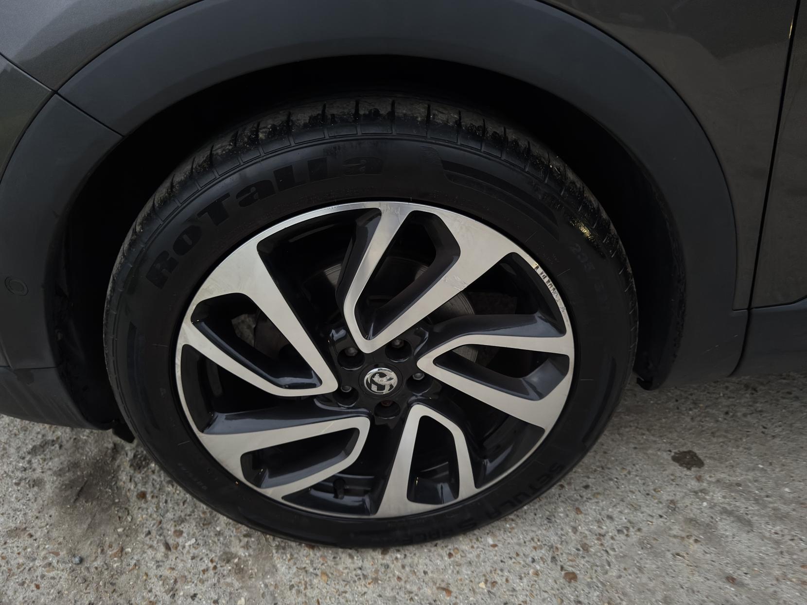 Vauxhall Grandland X 1.2 Turbo Elite Nav SUV 5dr Petrol Manual Euro 6 (s/s) (130 ps)