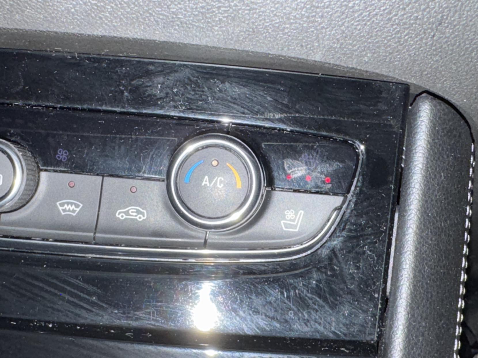 Vauxhall Grandland X 1.2 Turbo Elite Nav SUV 5dr Petrol Manual Euro 6 (s/s) (130 ps)