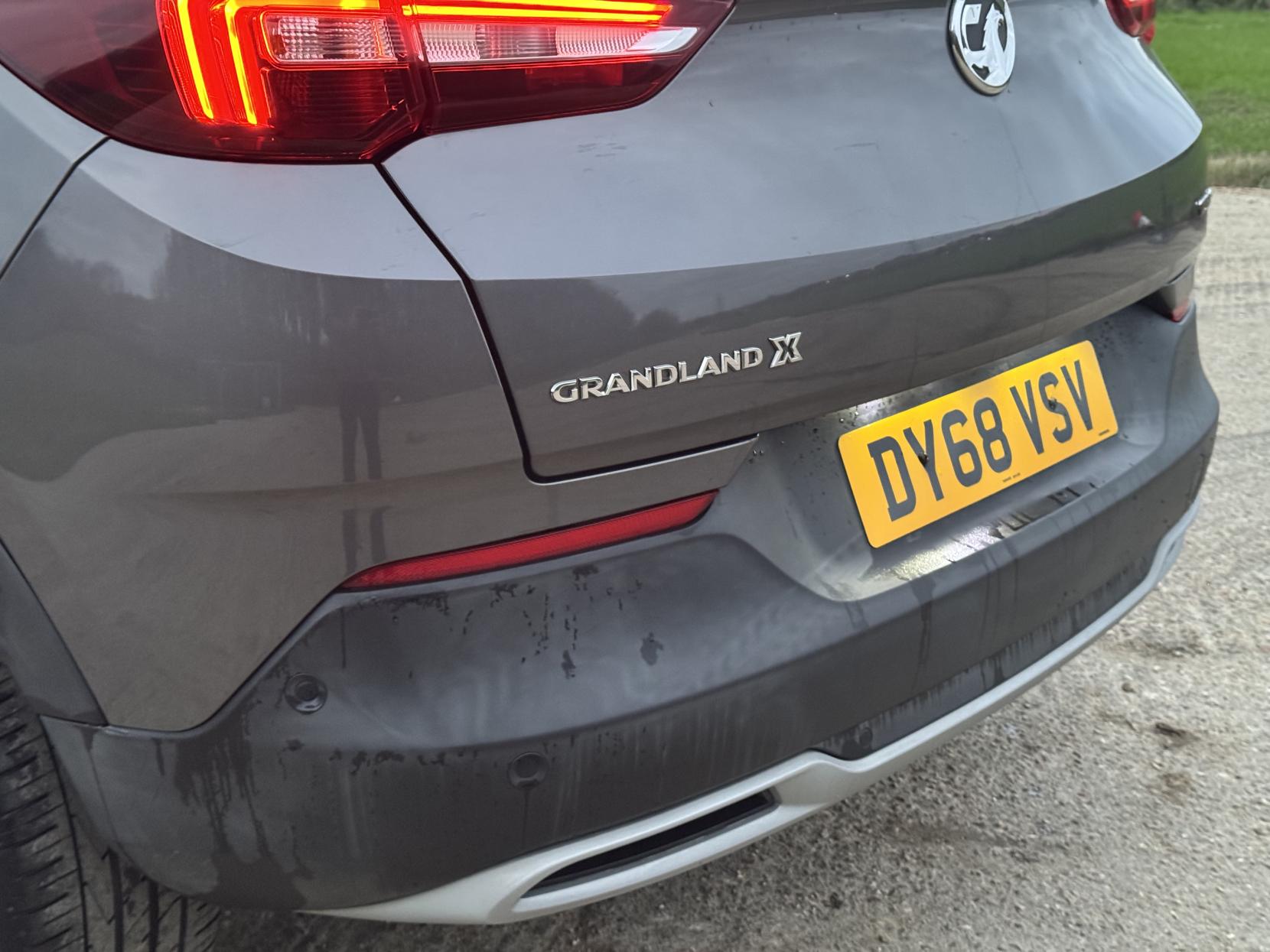 Vauxhall Grandland X 1.2 Turbo Elite Nav SUV 5dr Petrol Manual Euro 6 (s/s) (130 ps)