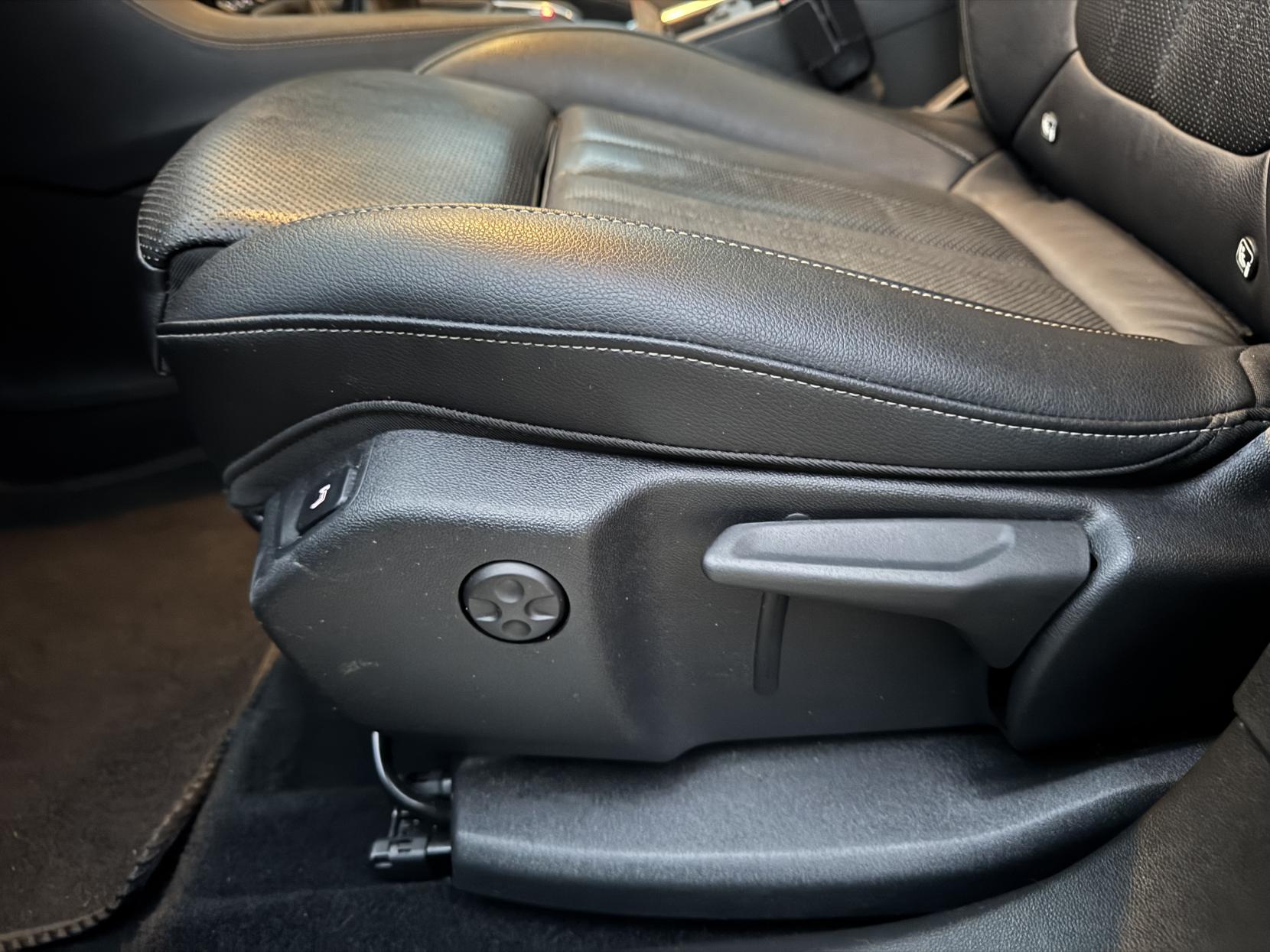 Vauxhall Grandland X 1.2 Turbo Elite Nav SUV 5dr Petrol Manual Euro 6 (s/s) (130 ps)