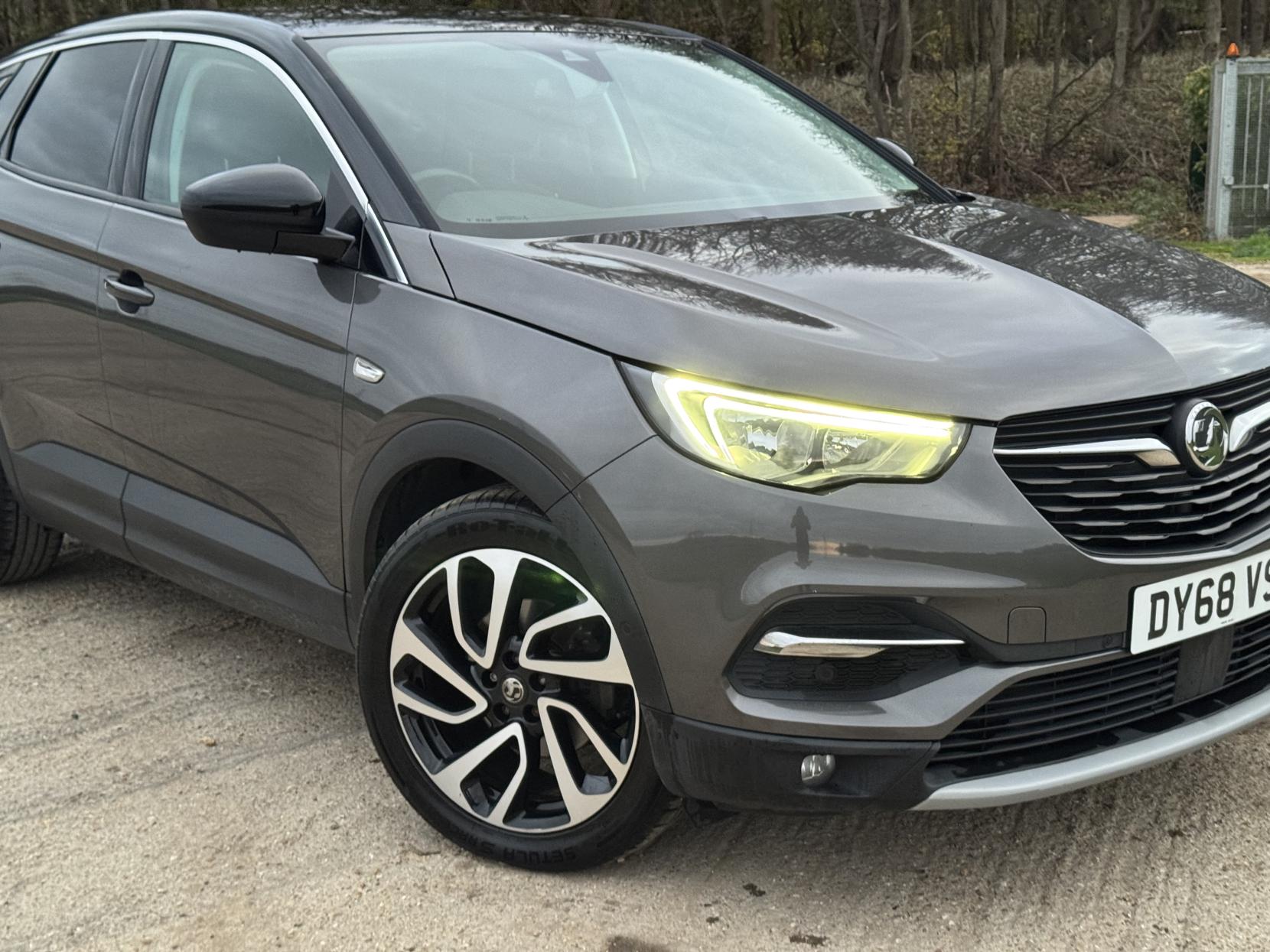 Vauxhall Grandland X 1.2 Turbo Elite Nav SUV 5dr Petrol Manual Euro 6 (s/s) (130 ps)