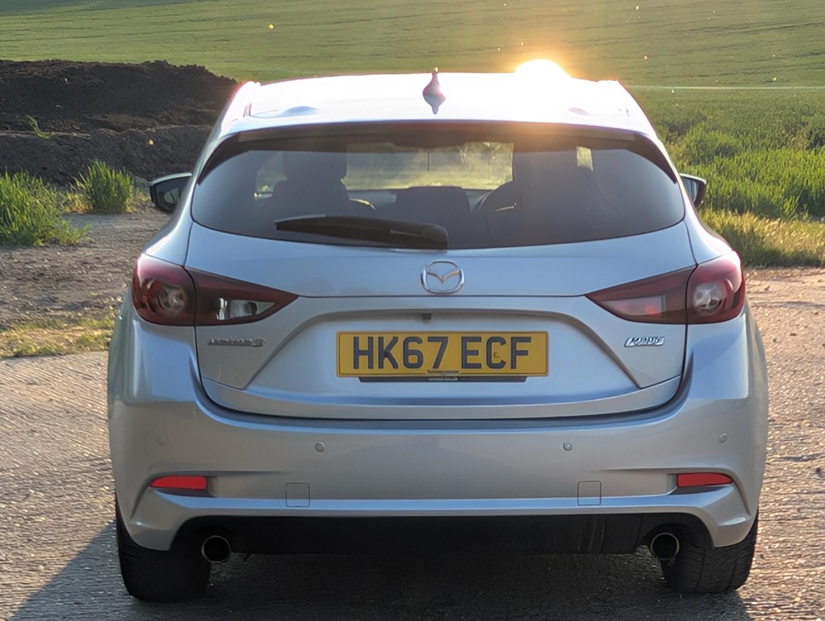 Mazda Mazda3 2.0 SKYACTIV-G Sport Nav Hatchback 5dr Petrol Auto Euro 6 (s/s) (121 ps)