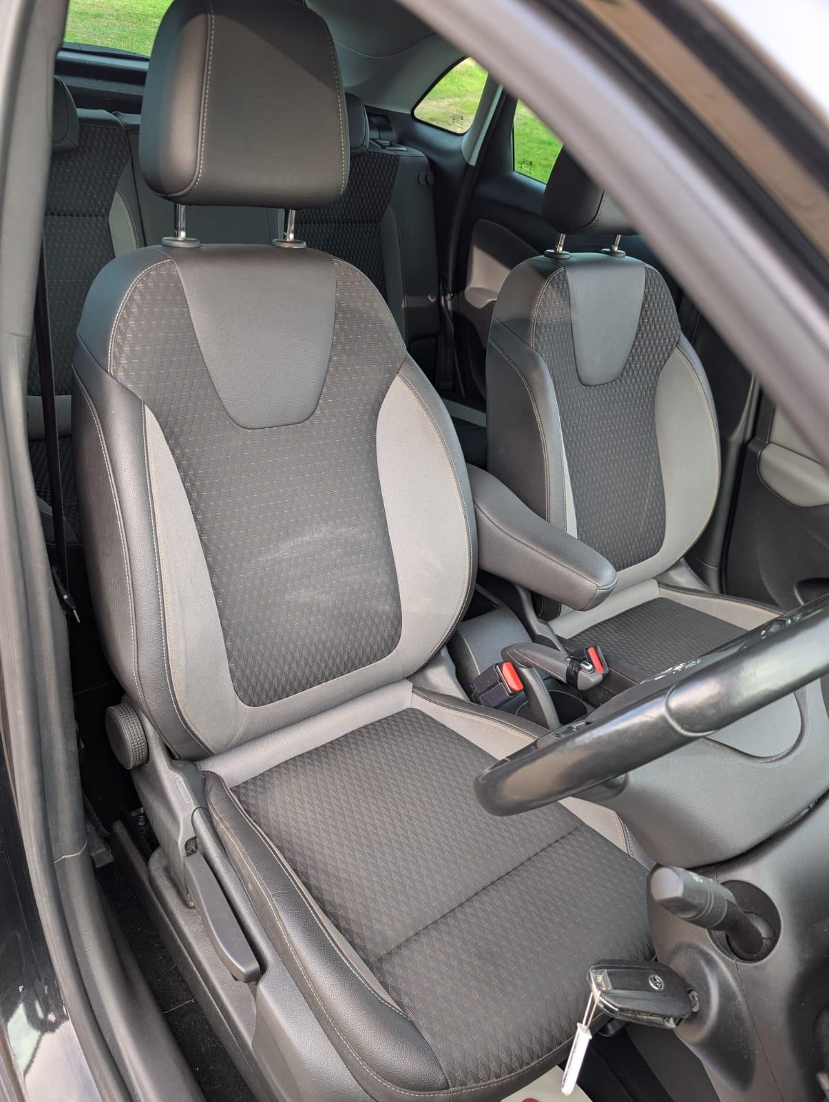 Vauxhall Crossland X 1.6 Turbo D Elite SUV 5dr Diesel Manual Euro 6 (s/s) (120 ps)