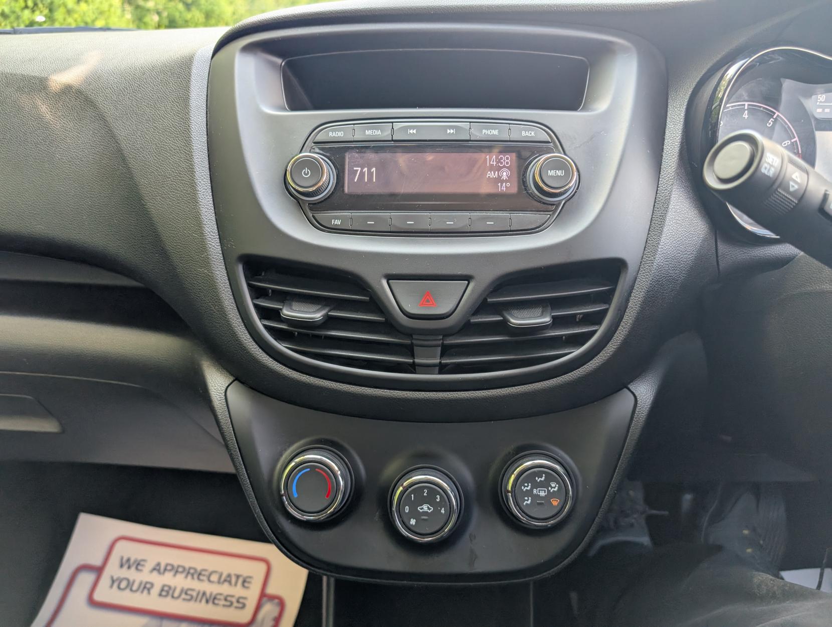 Vauxhall Viva 1.0i SE Hatchback 5dr Petrol Manual Euro 6 (73 ps)