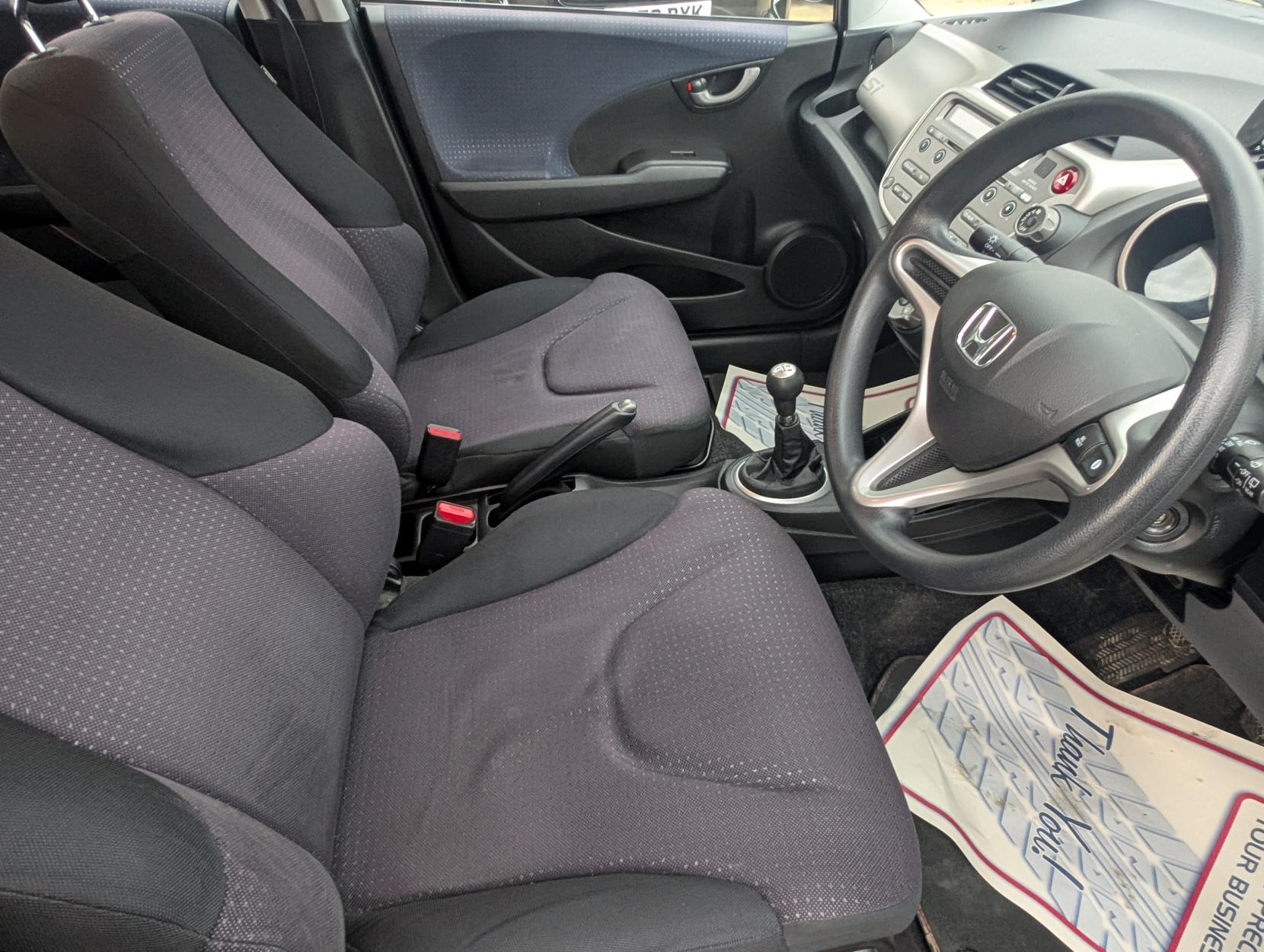 Honda Jazz 1.2 i-VTEC Si Hatchback 5dr Petrol Manual Euro 4 (90 ps)