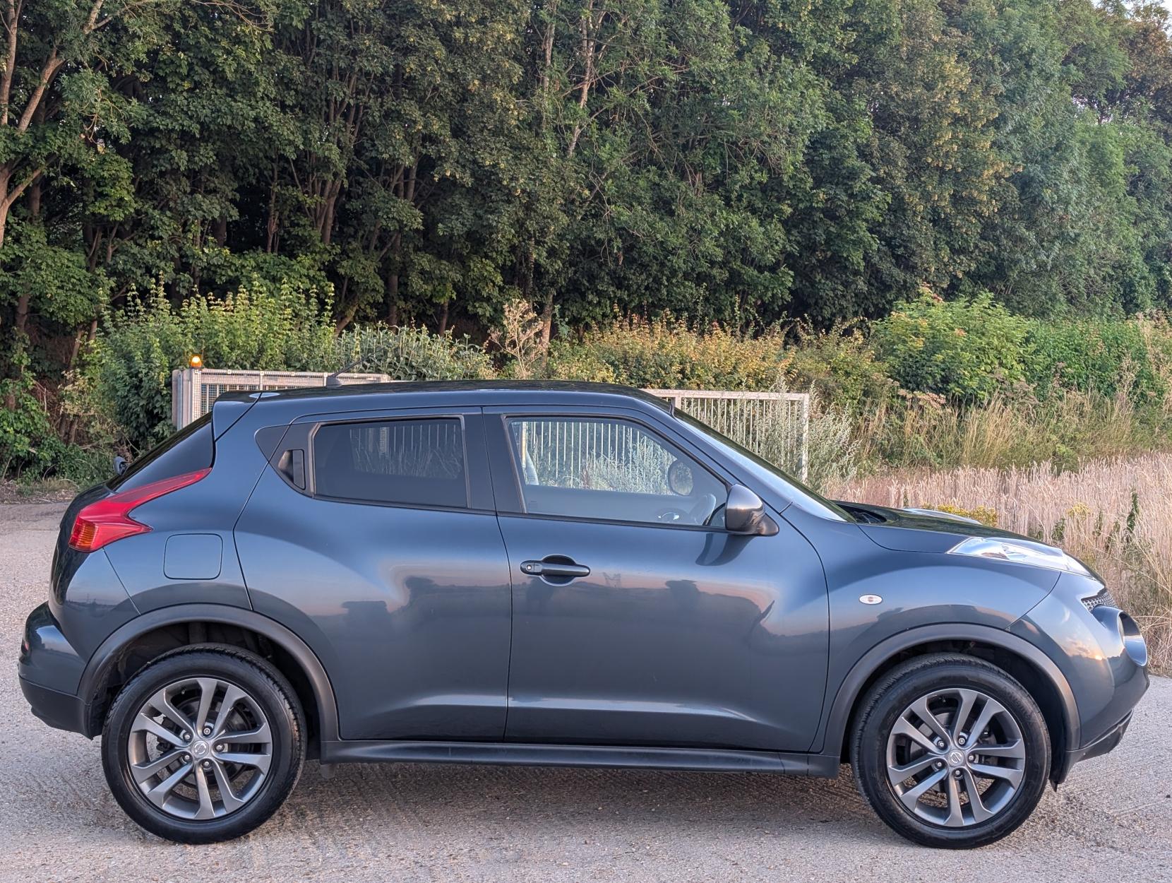 Nissan Juke 1.6 Acenta SUV 5dr Petrol Manual Euro 5 (117 ps)
