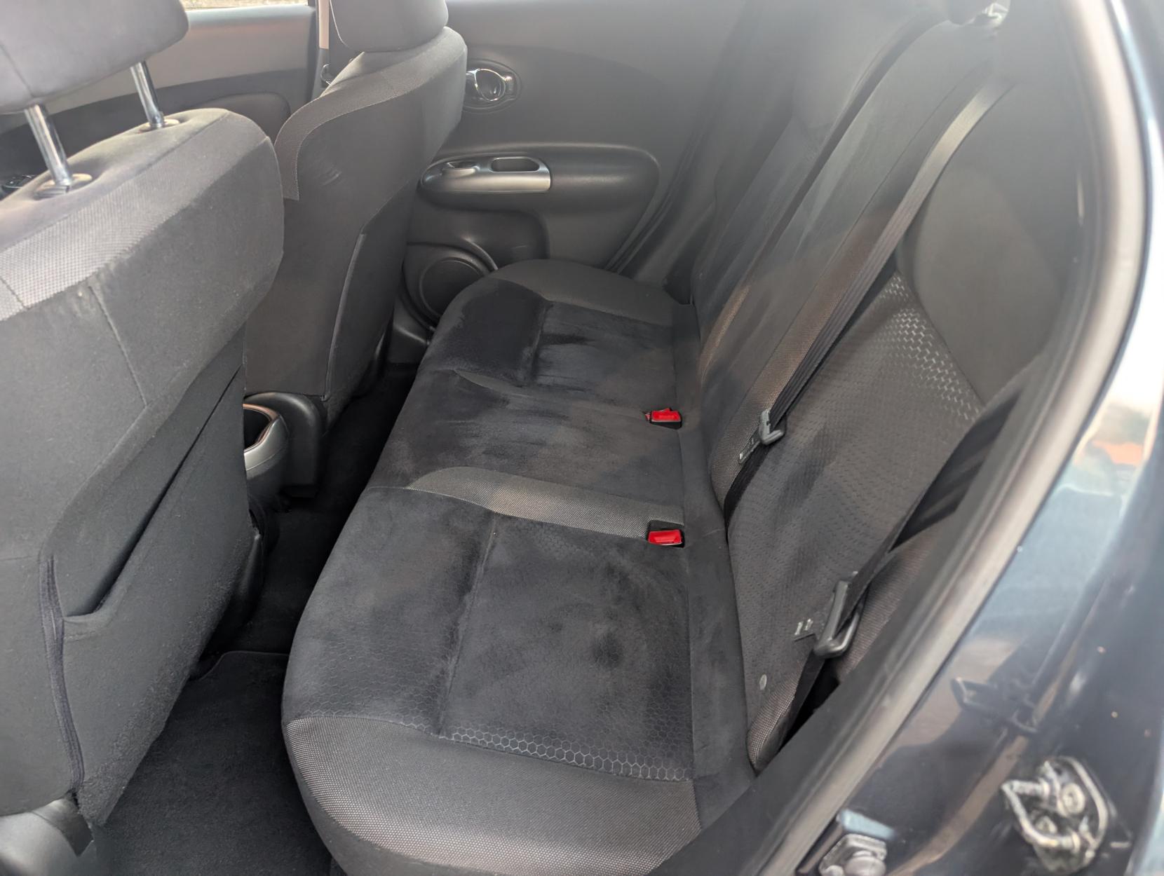 Nissan Juke 1.6 Acenta SUV 5dr Petrol Manual Euro 5 (117 ps)